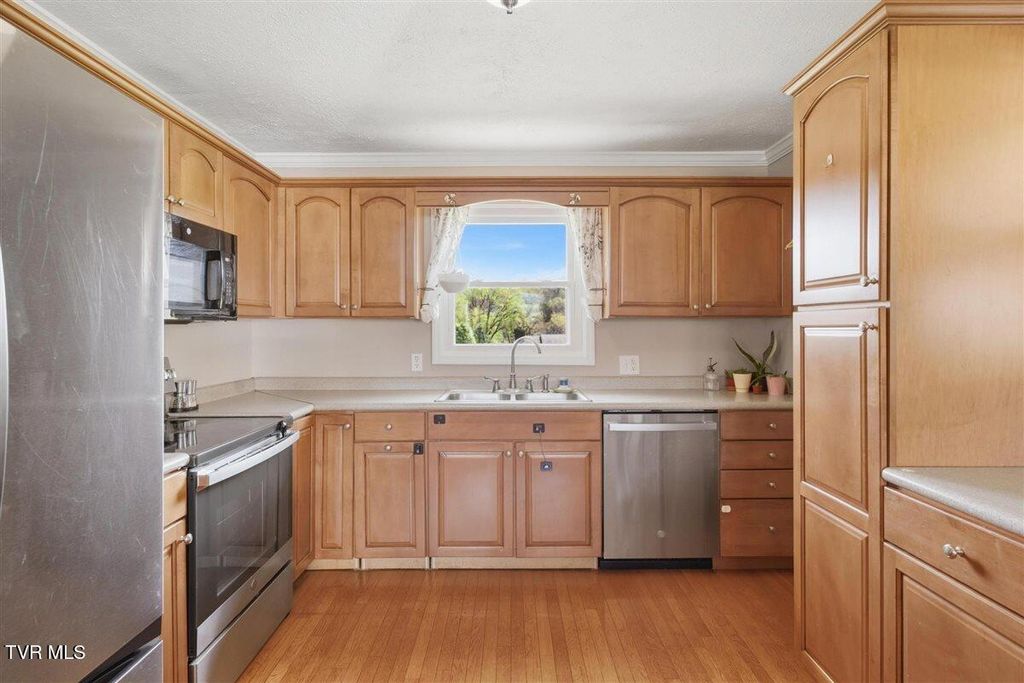 Photo of 1117 Brockway Drive, Kingsport, TN 37663 (MLS # 9993330)