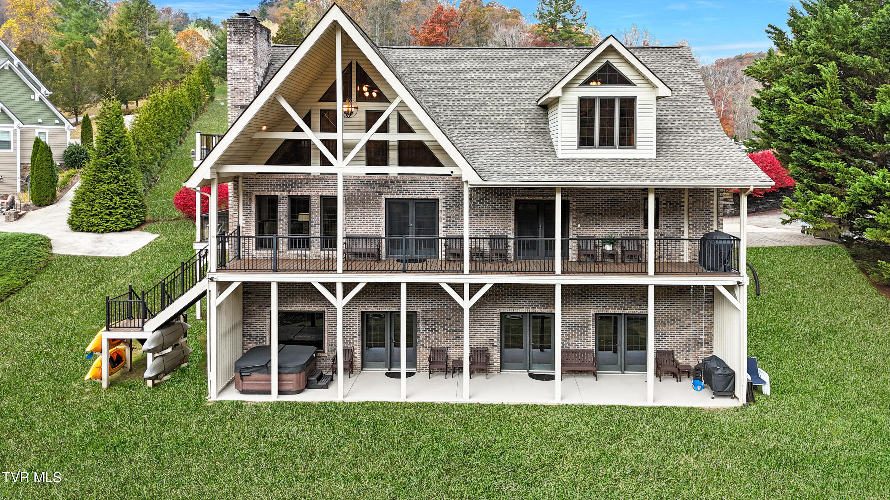 285 Cable Hollow Road