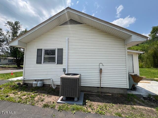 184 Hampton Street, Mountain City, Tennessee image 4