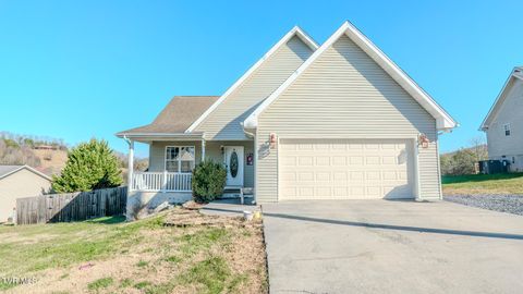 Photo of 768 Harvest Meadows Drive, Kodak, TN 37764 (MLS # 9989695)