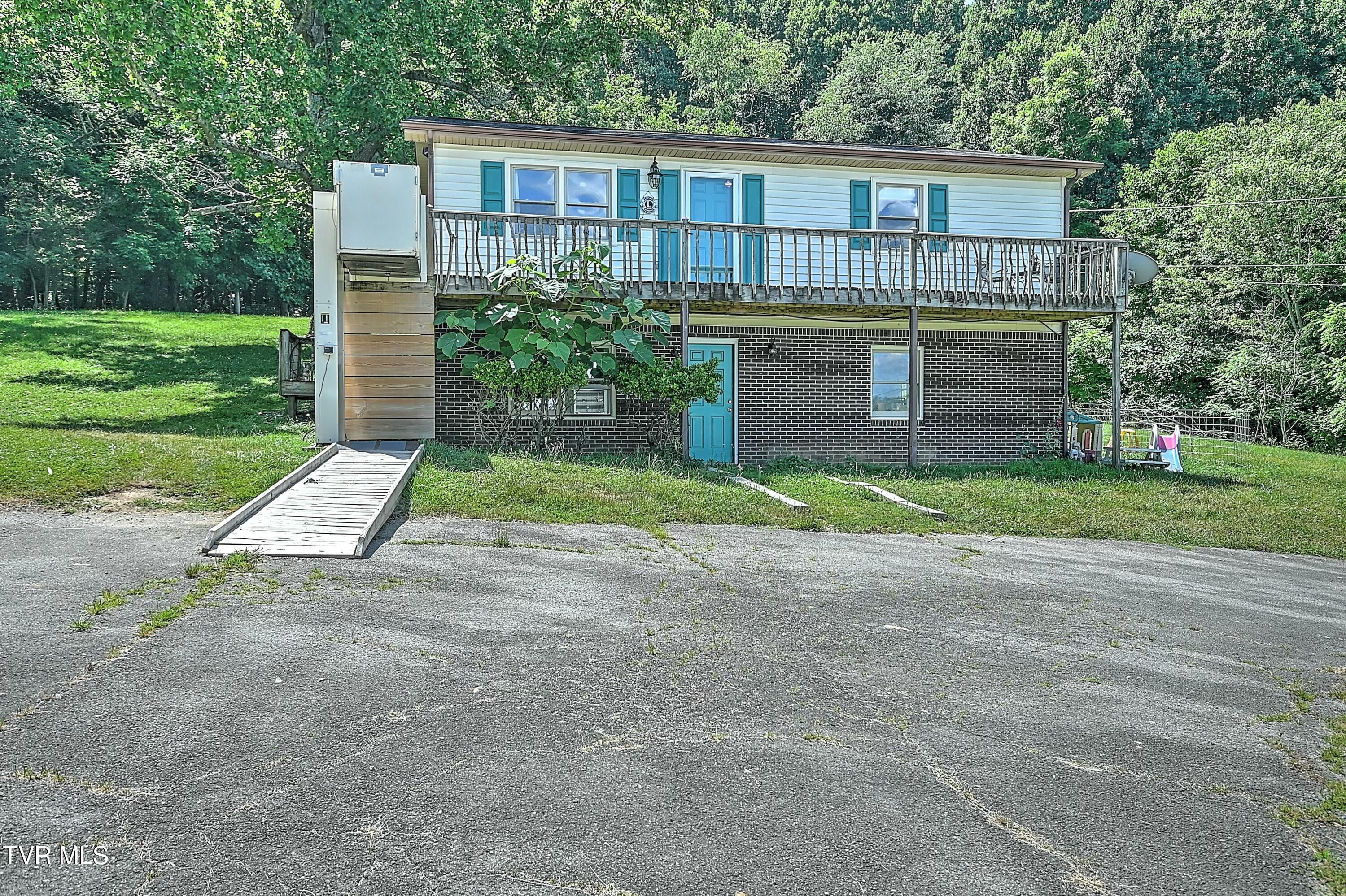 28248 Hillman Highway, Meadowview, Virginia image 10