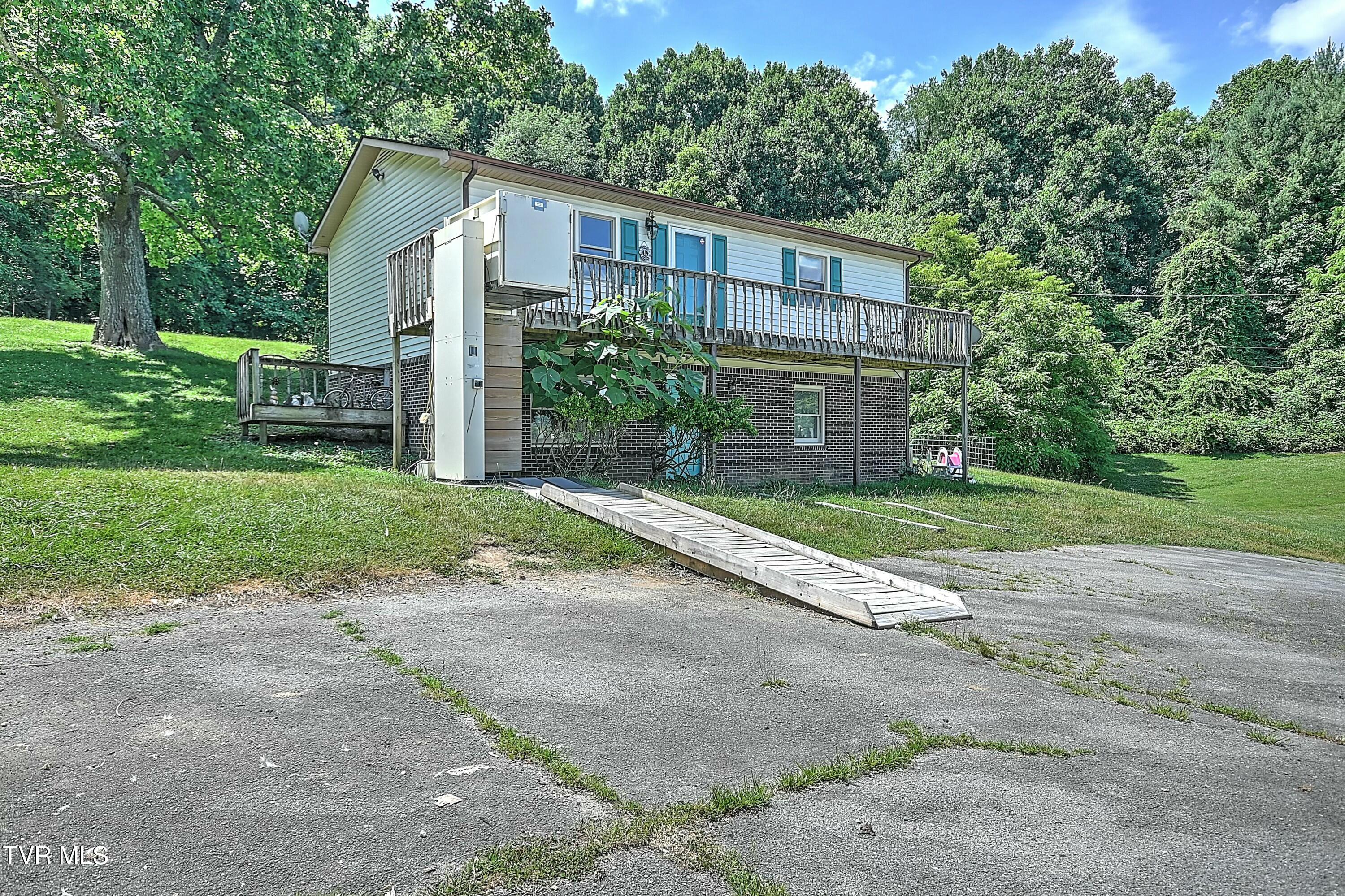 28248 Hillman Highway, Meadowview, Virginia image 12