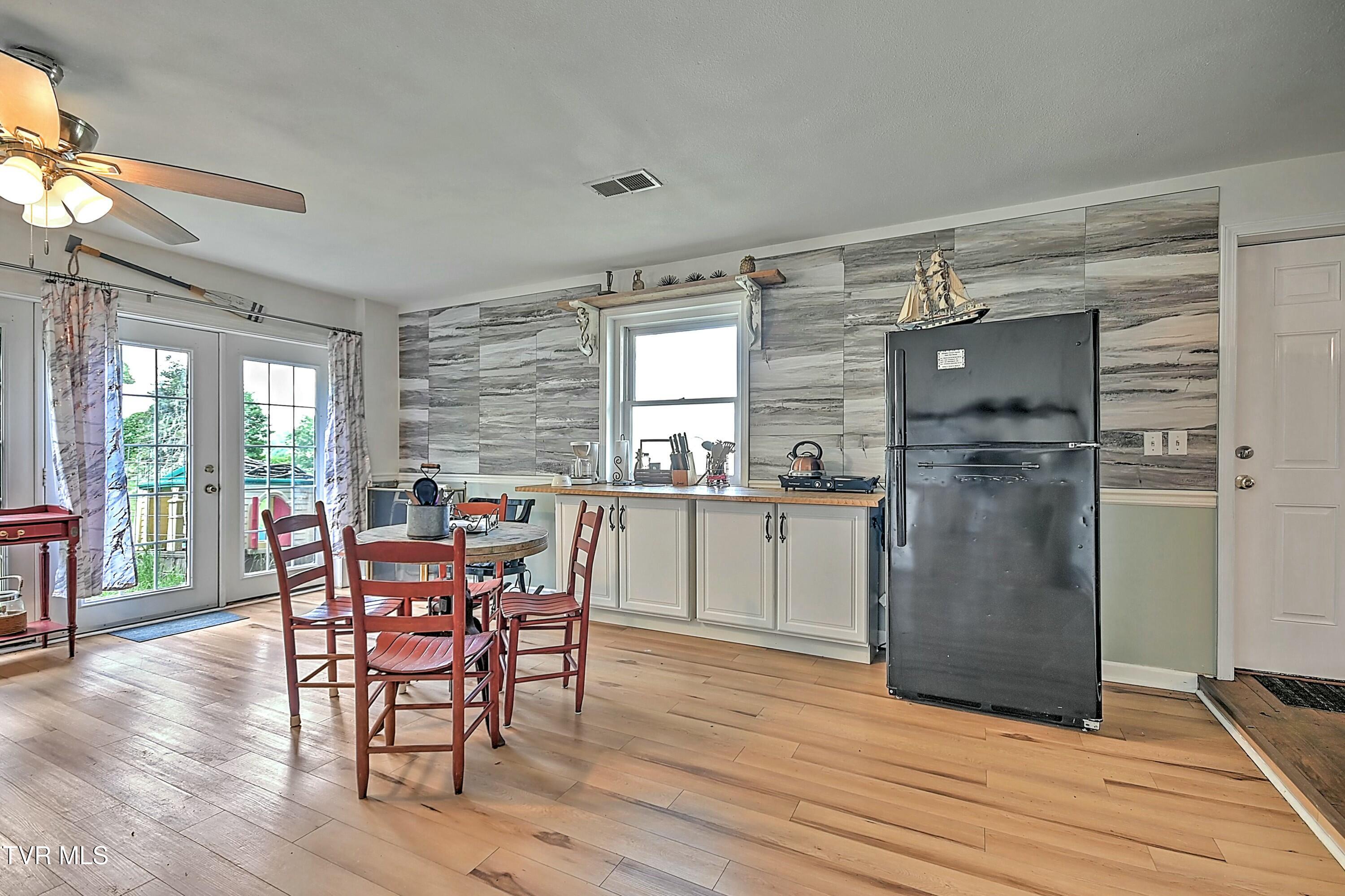 28248 Hillman Highway, Meadowview, Virginia image 15