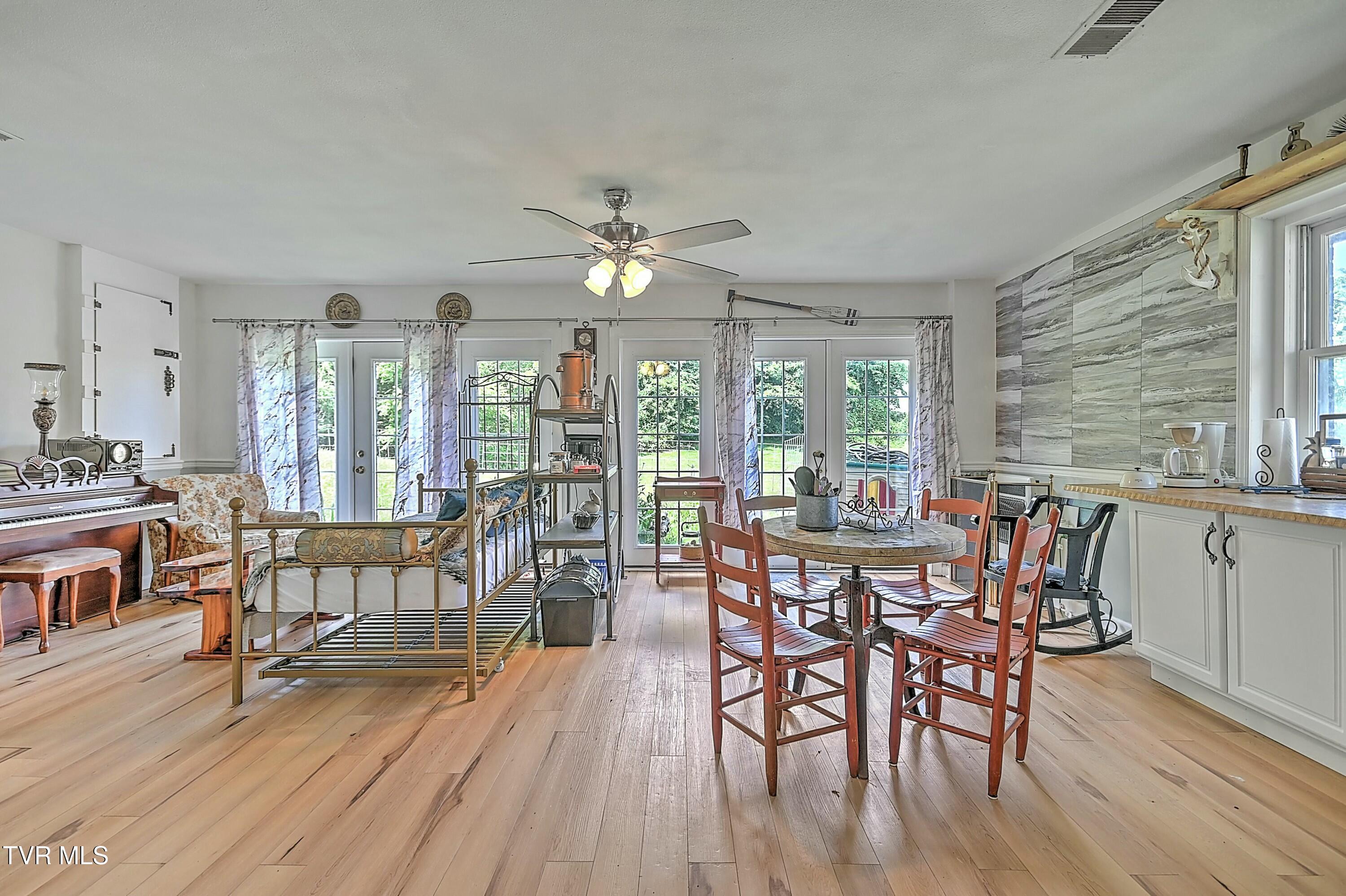 28248 Hillman Highway, Meadowview, Virginia image 14