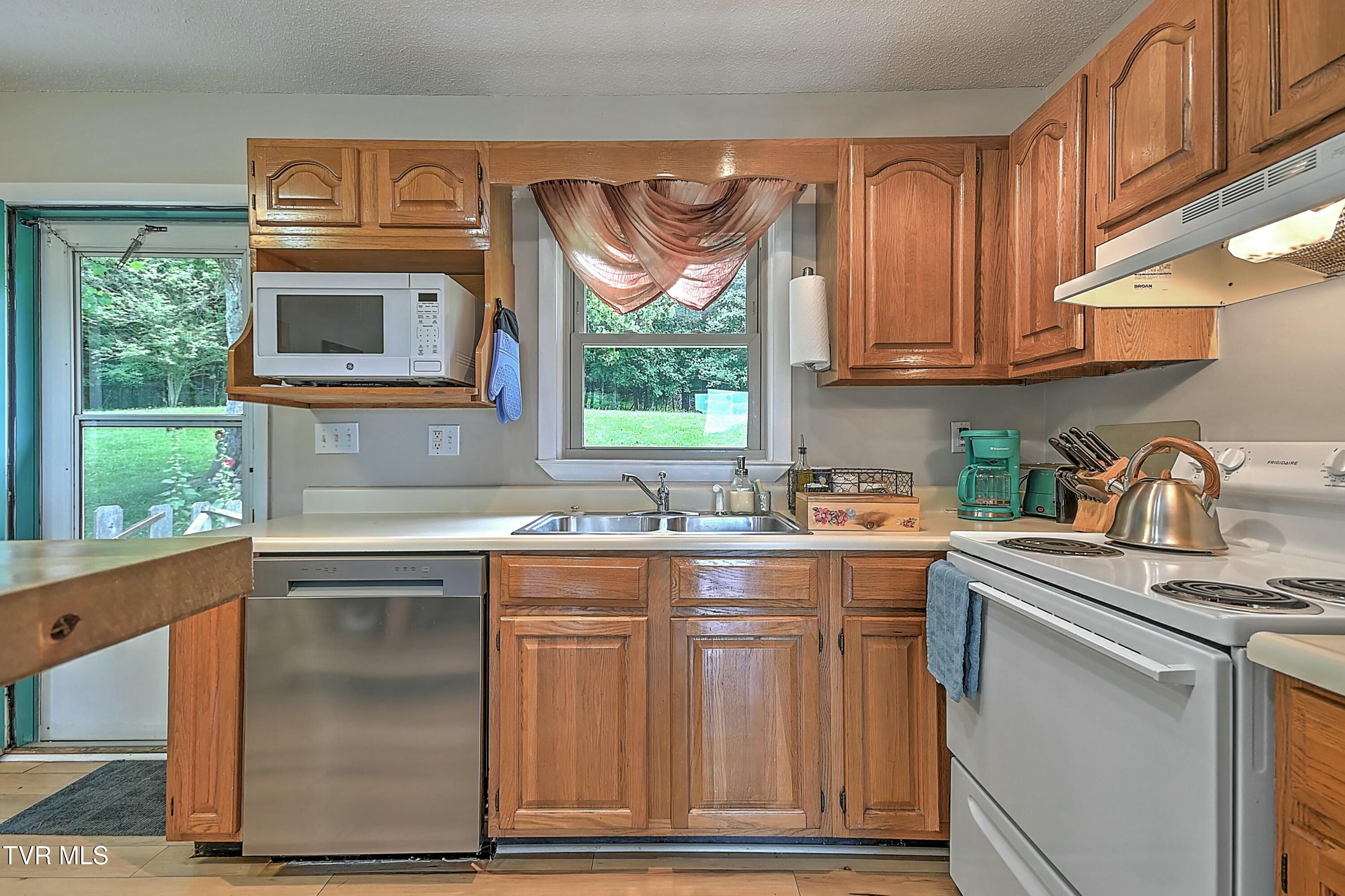 28248 Hillman Highway, Meadowview, Virginia image 38