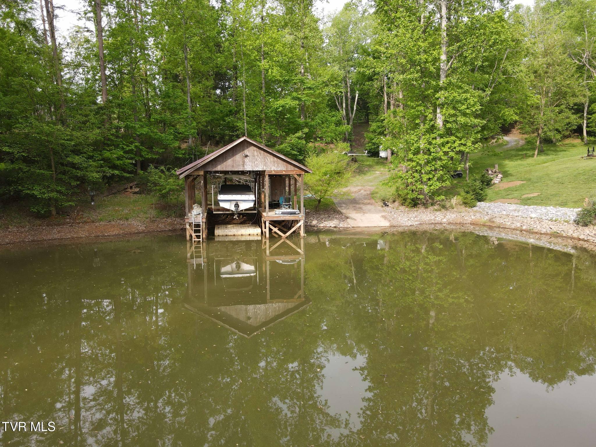 500 Candy Creek Private Drive, Blountville, Tennessee image 25