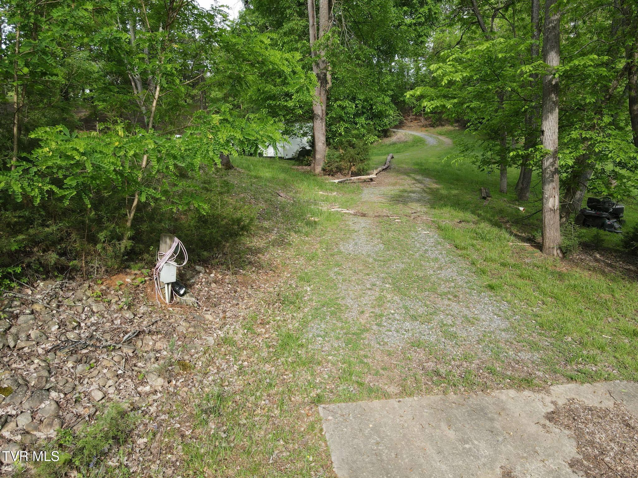 500 Candy Creek Private Drive, Blountville, Tennessee image 16