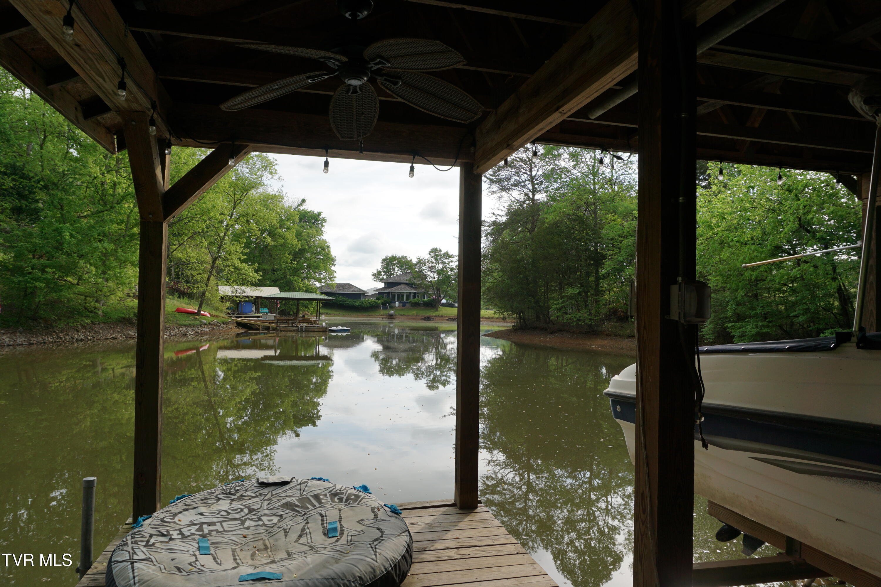 500 Candy Creek Private Drive, Blountville, Tennessee image 22