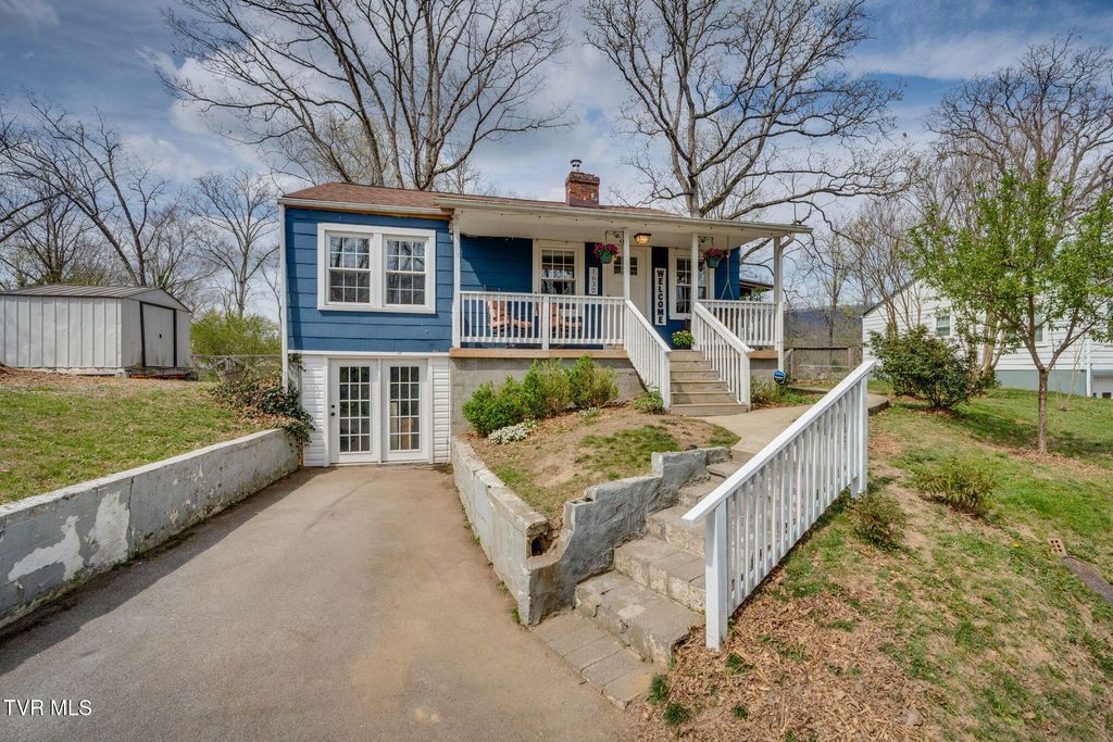 Photo of 1632 Harold Hill Road, Kingsport, TN 37660 (MLS # 9993379)