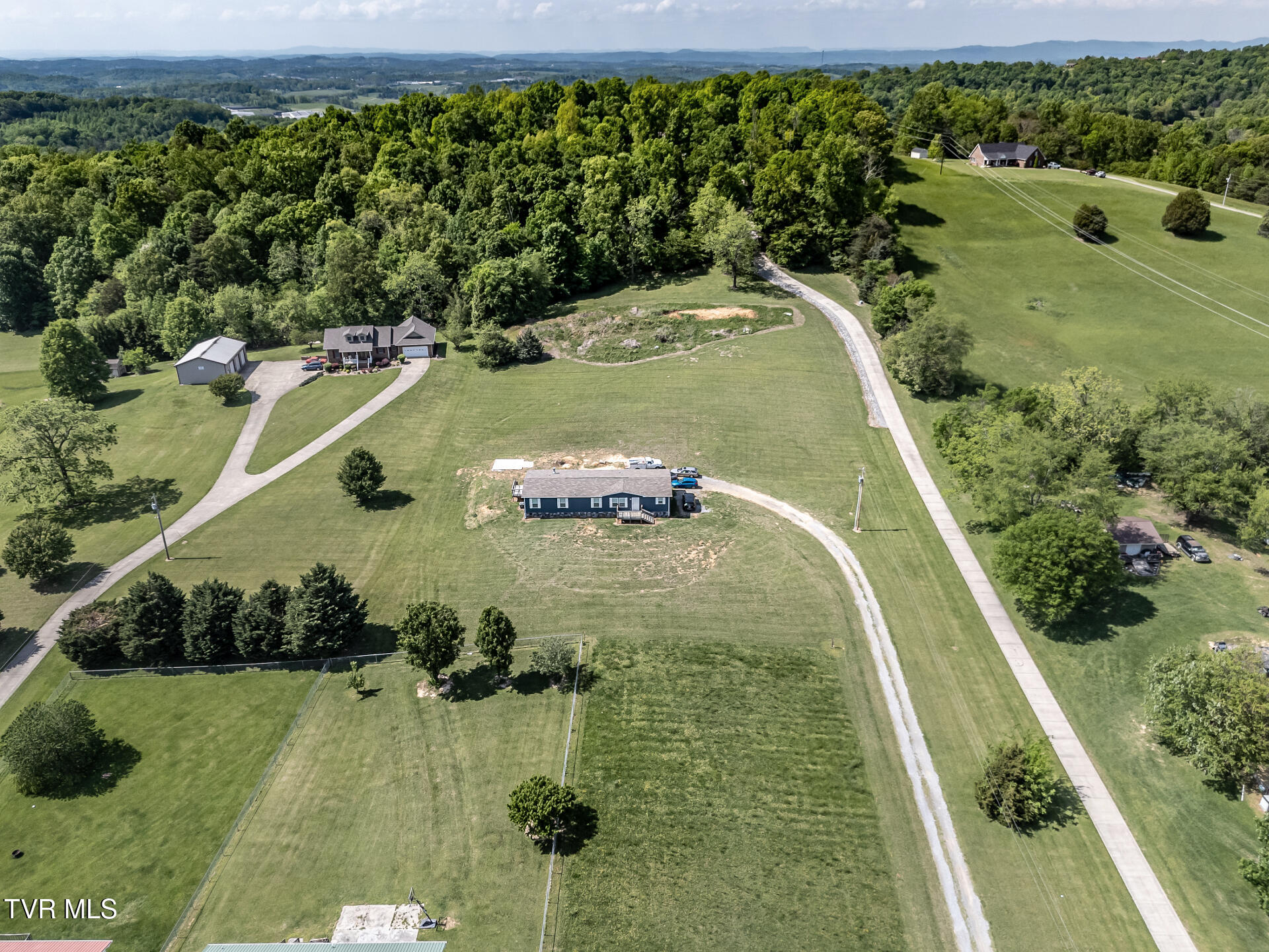 2774 Newport Highway, Greeneville, Tennessee image 1