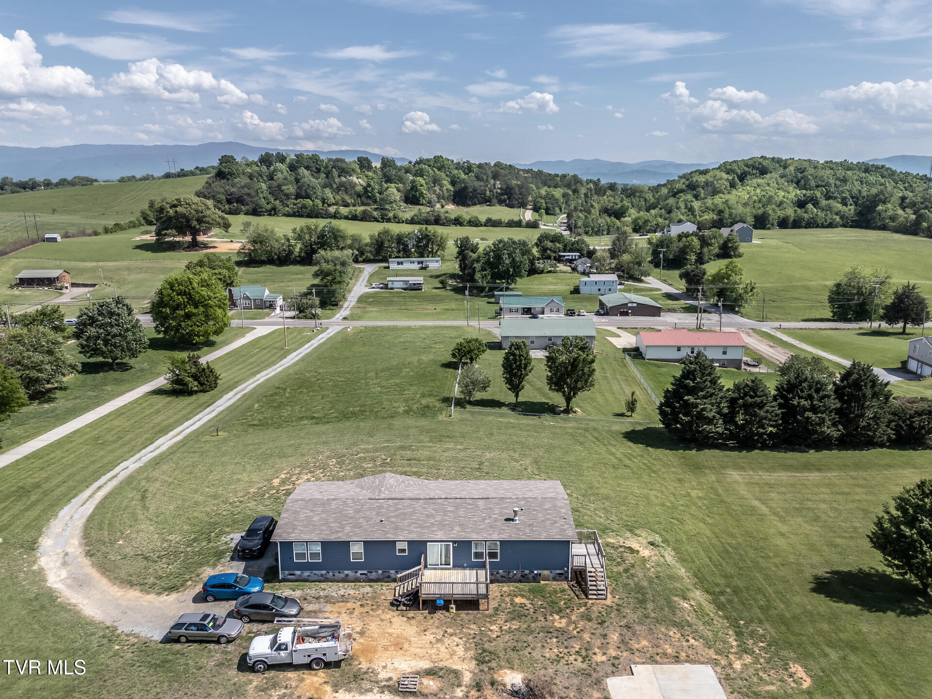 2774 Newport Highway, Greeneville, Tennessee image 5