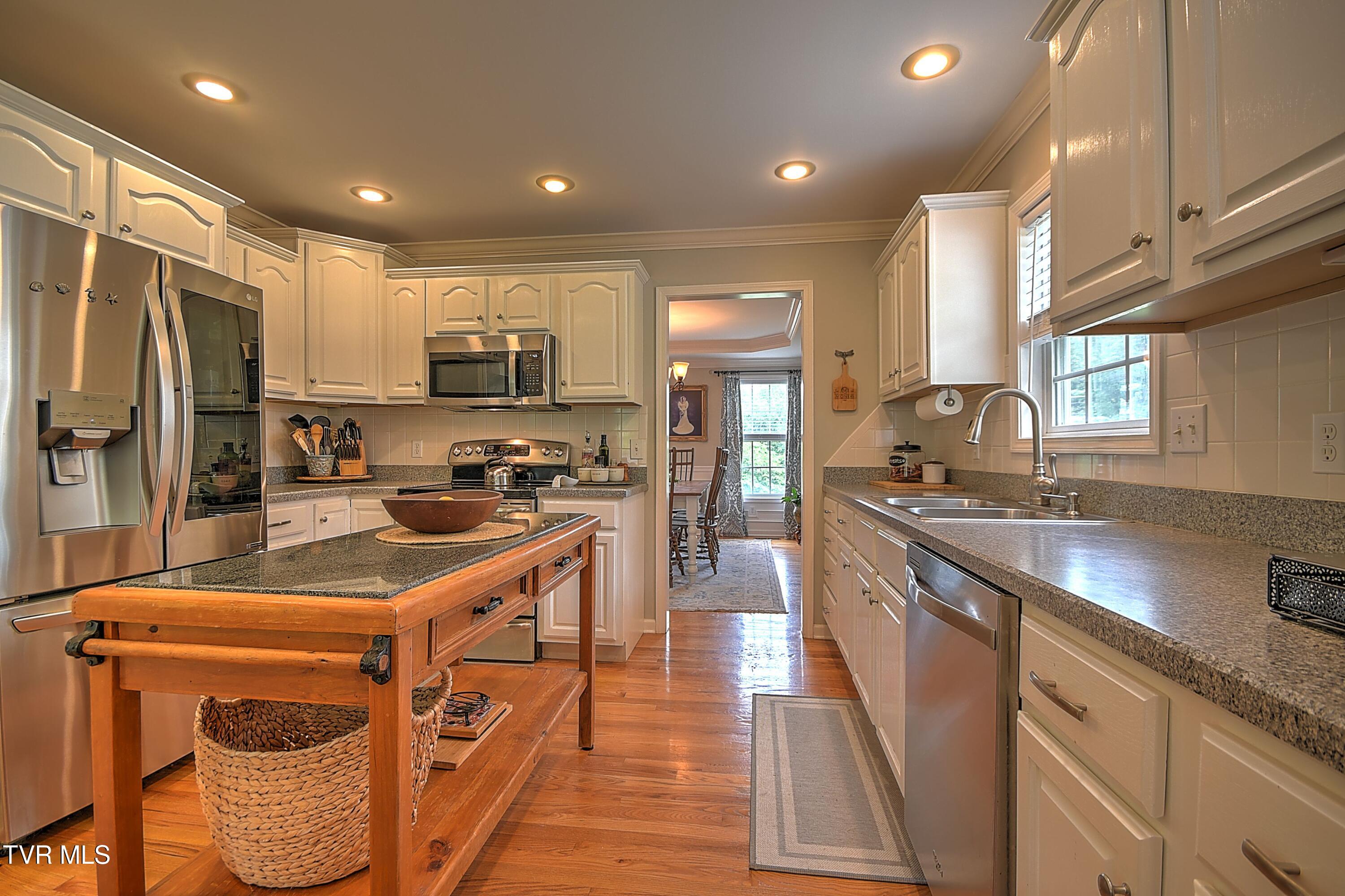 307 Hunters Crossing Lane, Kingsport, Tennessee image 26