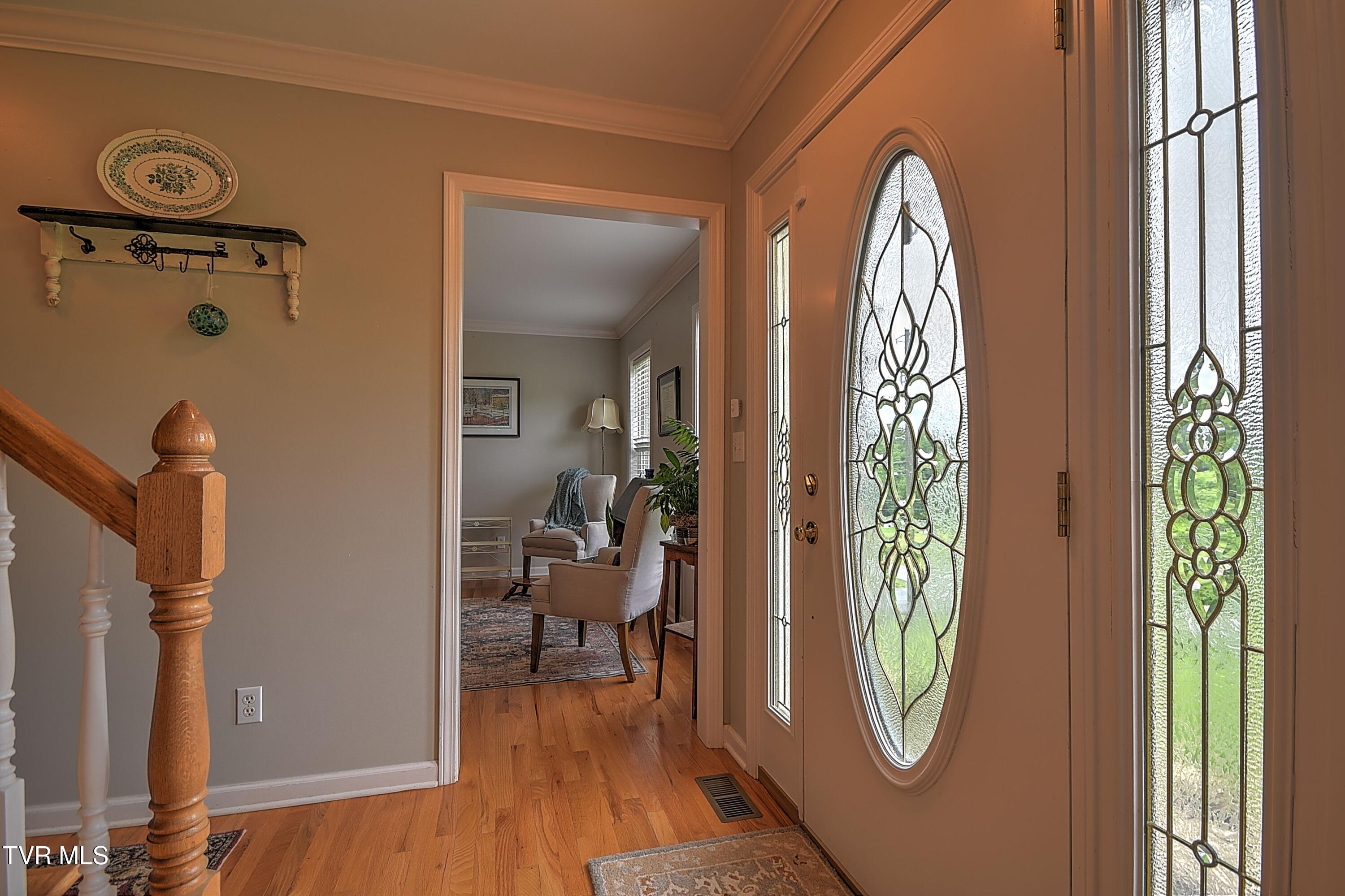 307 Hunters Crossing Lane, Kingsport, Tennessee image 9