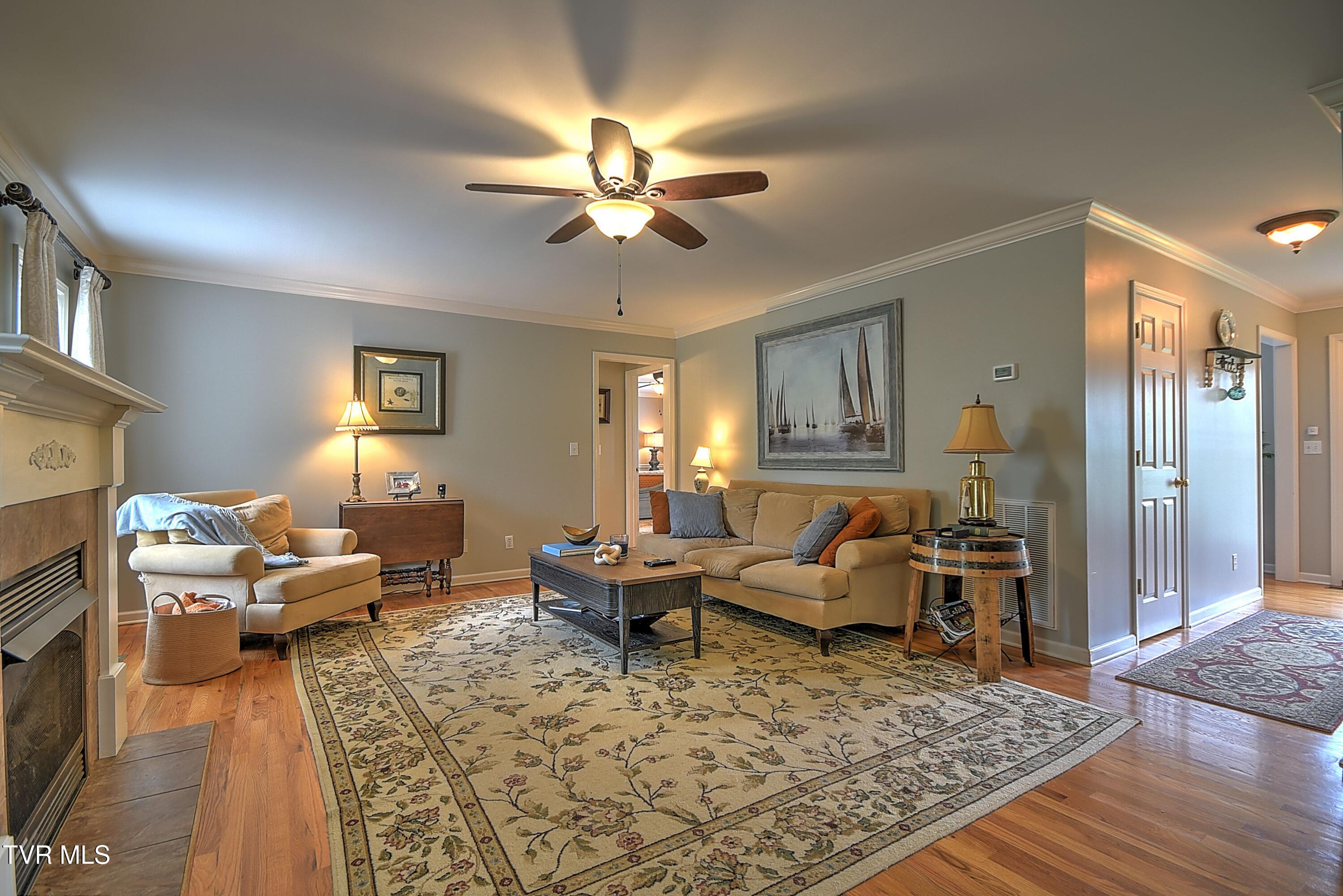 307 Hunters Crossing Lane, Kingsport, Tennessee image 33