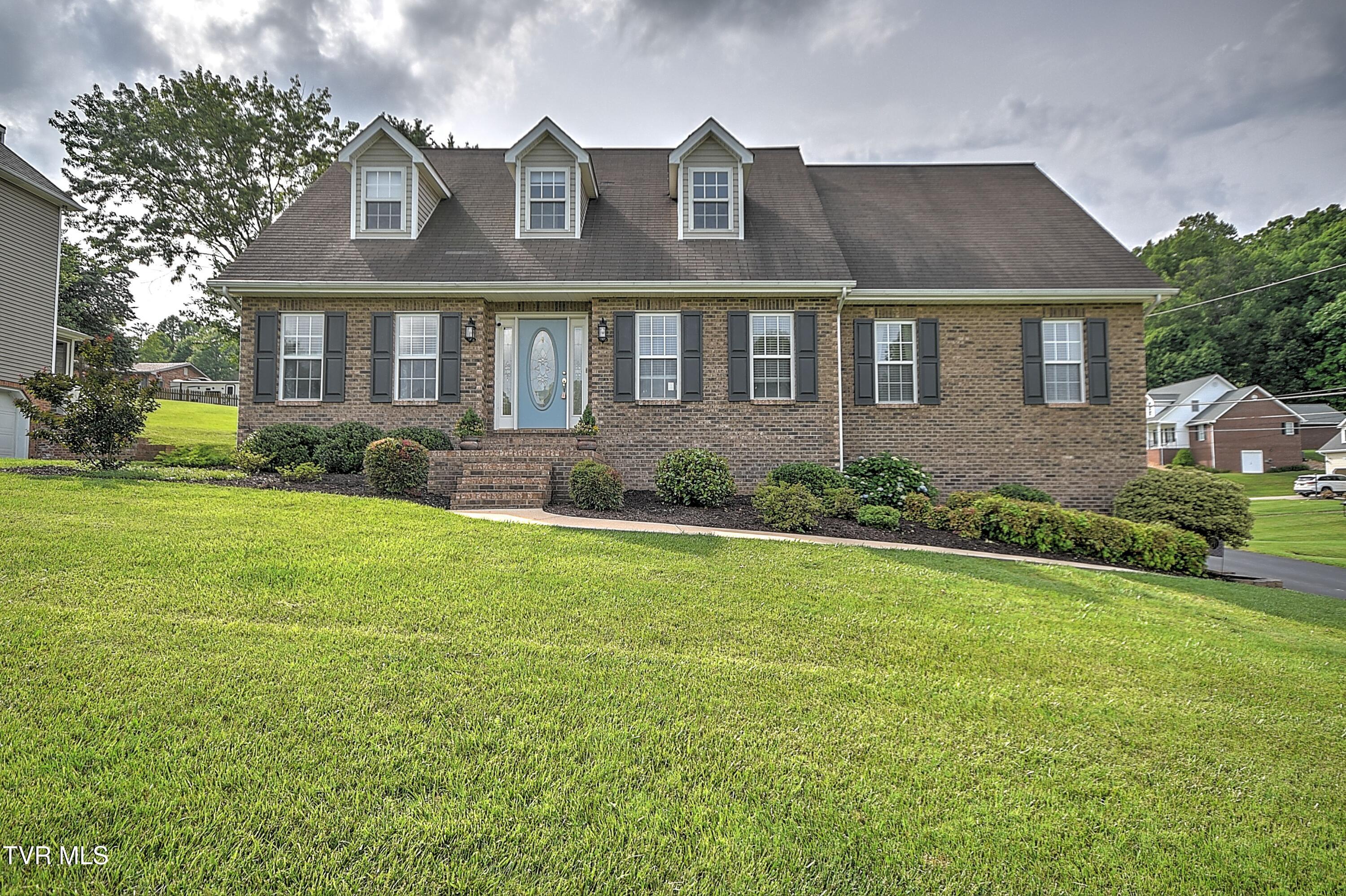 307 Hunters Crossing Lane, Kingsport, Tennessee image 1