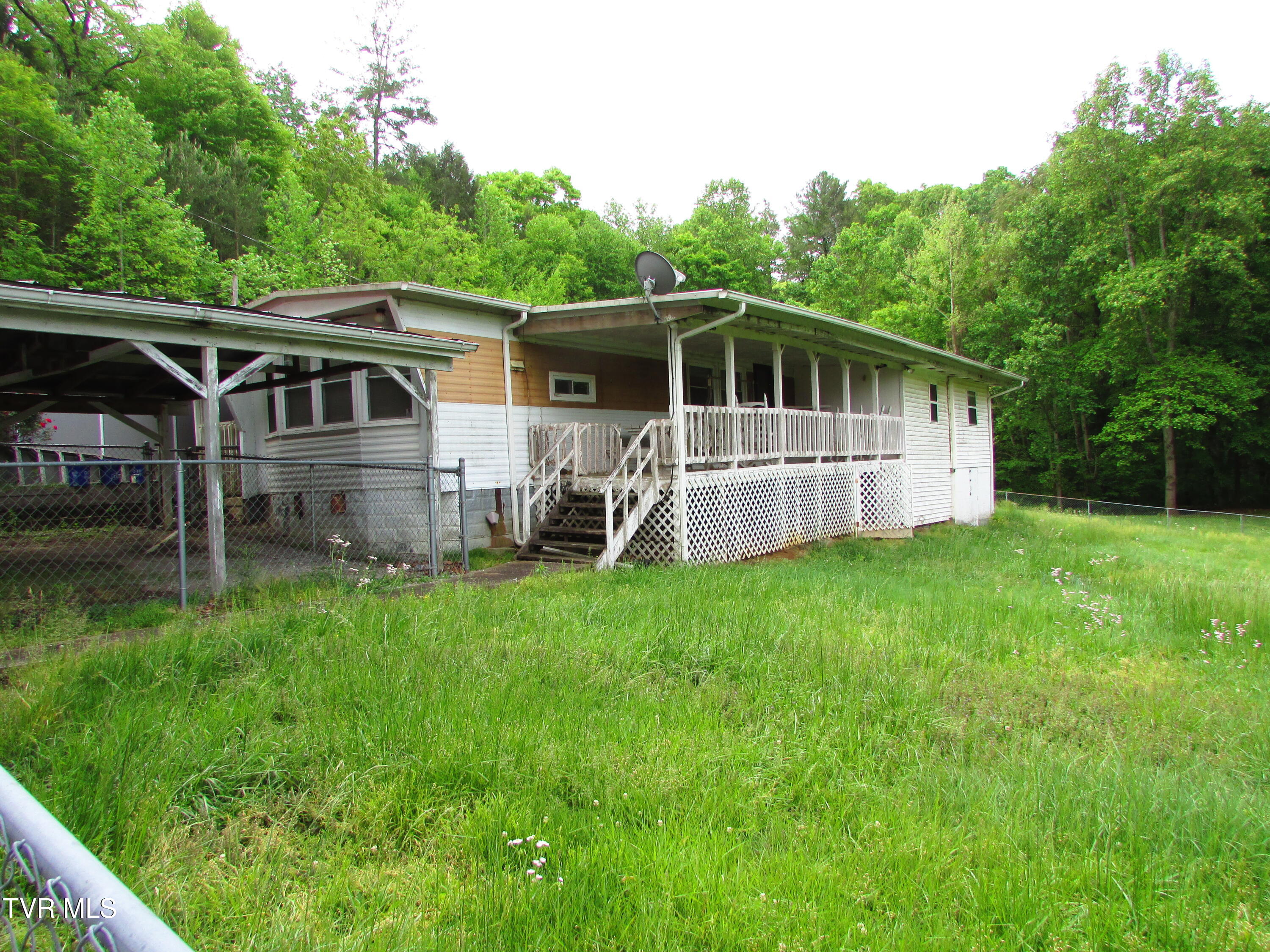 145 Hillrise Drive