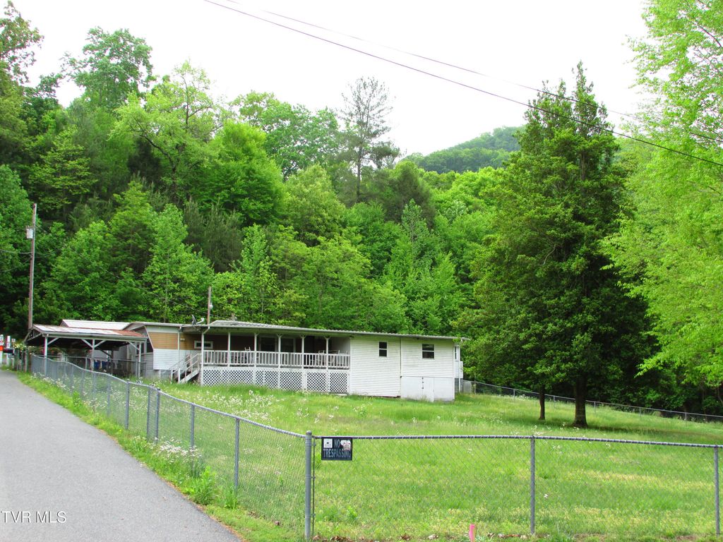 Photo of 145 Hillrise Drive, Jonesborough, TN 37659 (MLS # 9994659)