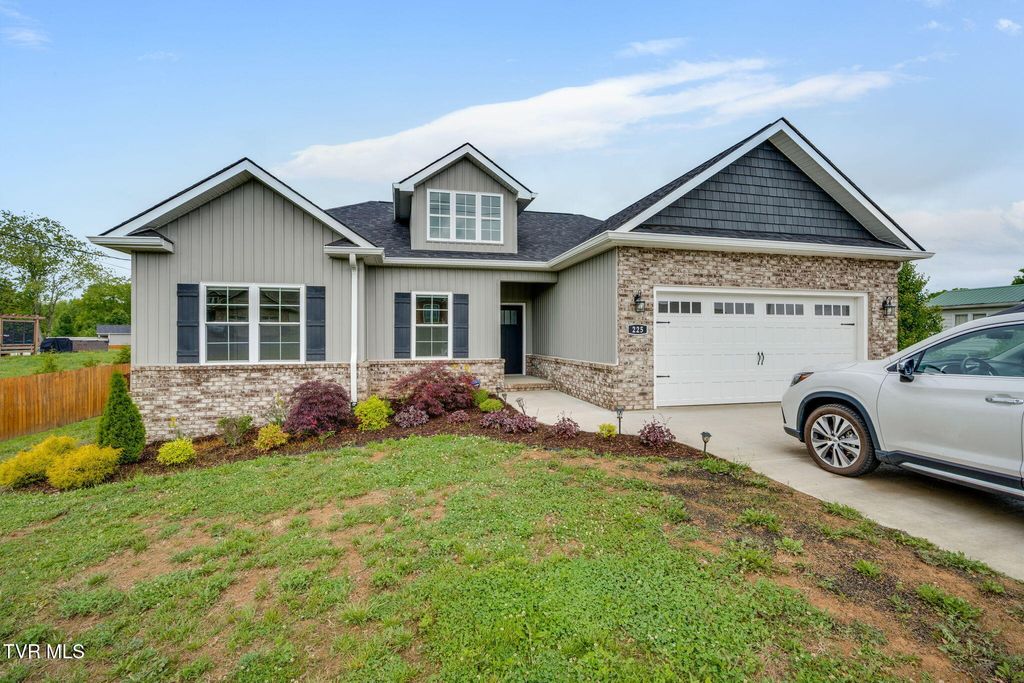 Photo of 225 Old Stage Road, Johnson City, TN 37615 (MLS # 9994666)