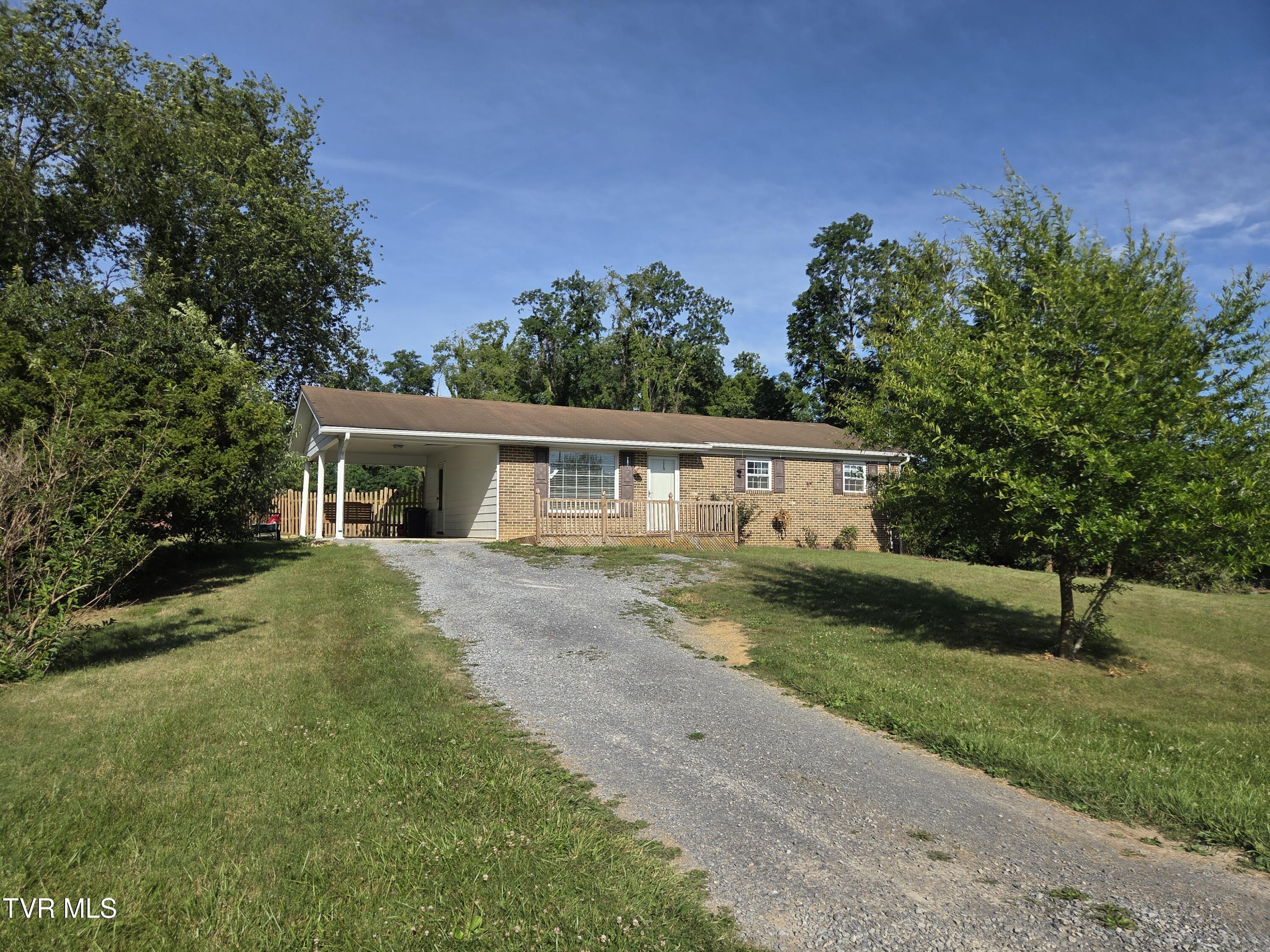 Photo 1 of 28 — 20235 Mosby Avenue, Bristol, VA 24202