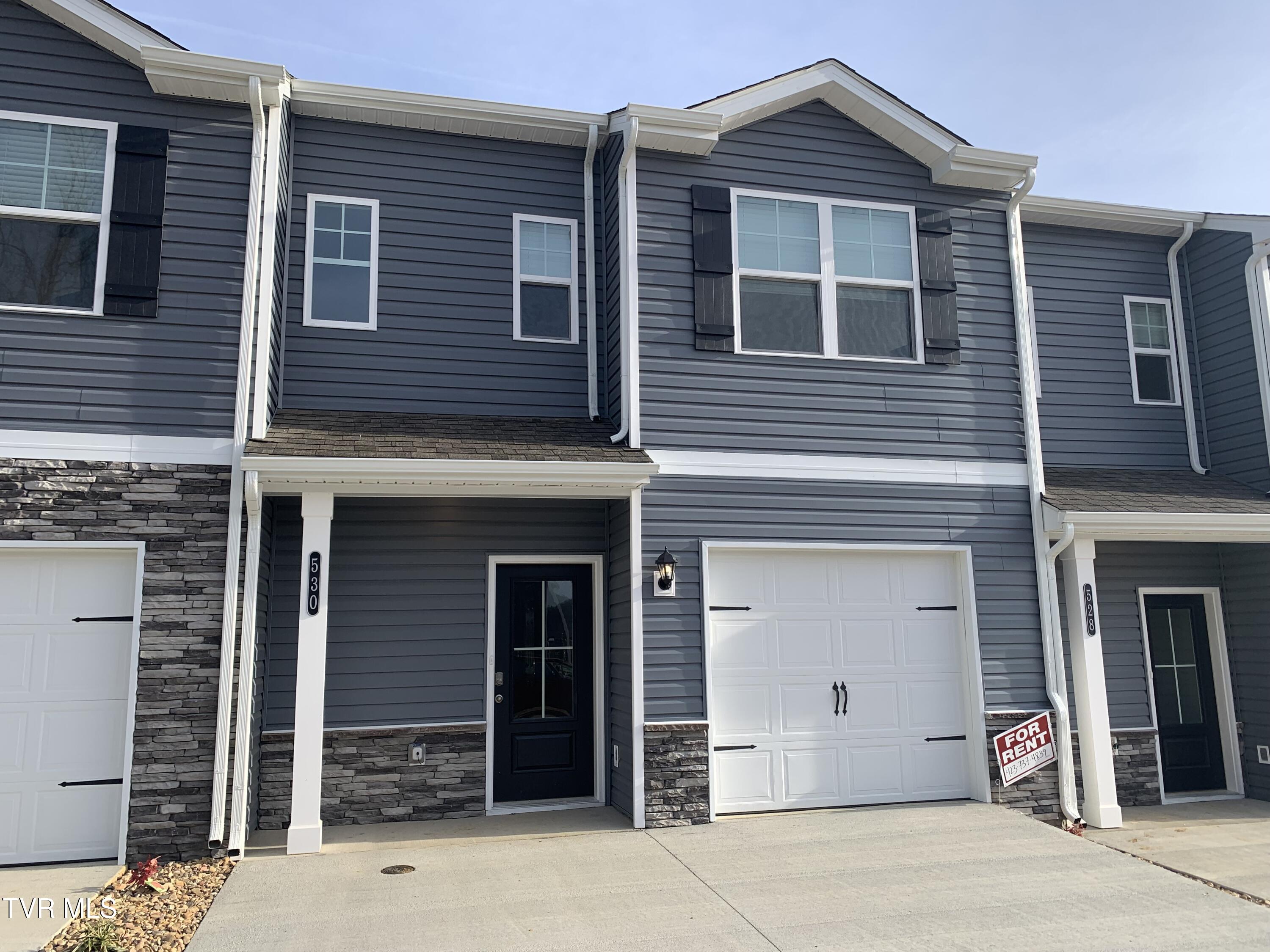 Jonesborough, Tennessee 37659, United States, 3 Bedrooms Bedrooms, ,3 BathroomsBathrooms,Residential,Active,226001