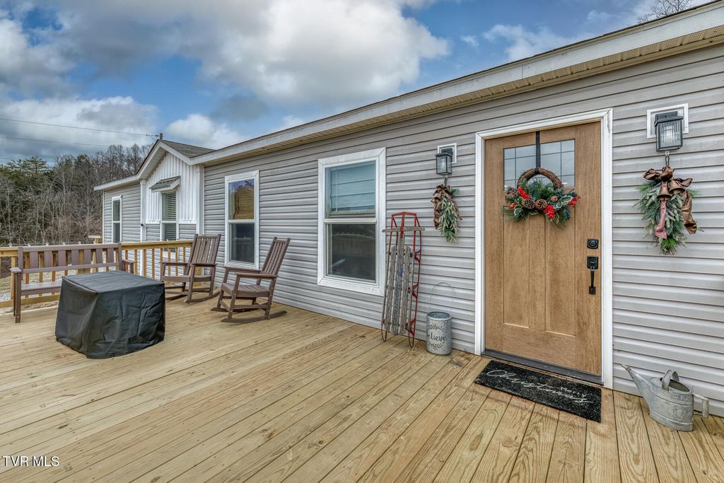 Photo of 193 Fork Branch Road, Rogersville, TN 37857 (MLS # 9989380)