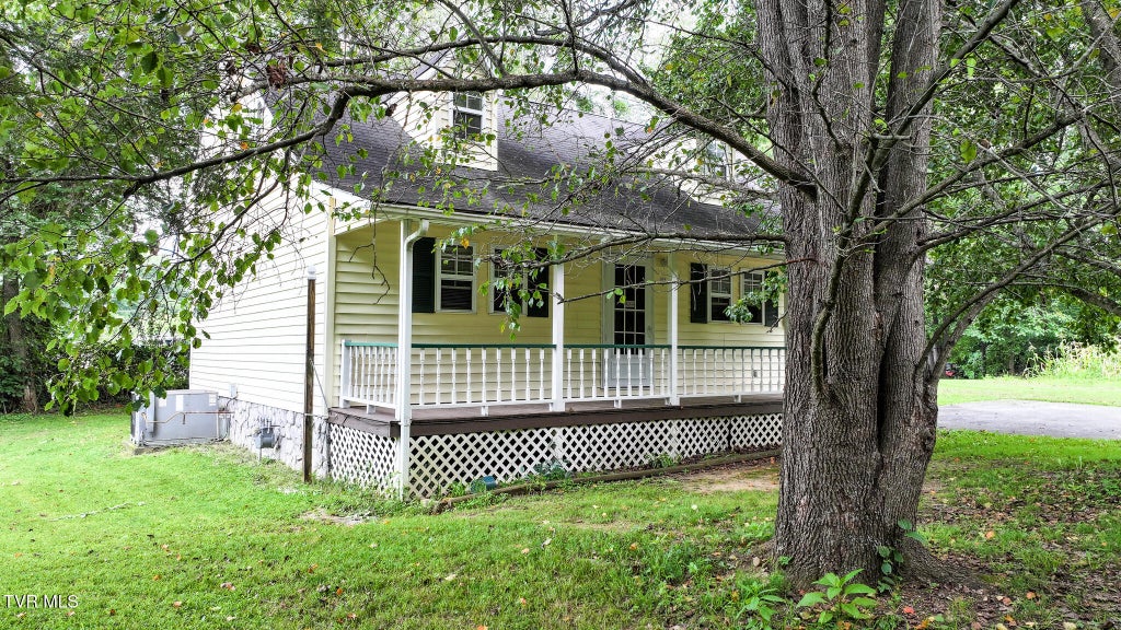 Photo of 526 Richard Mclaughlin Road, Unicoi, TN 37692 (MLS # 9999995)