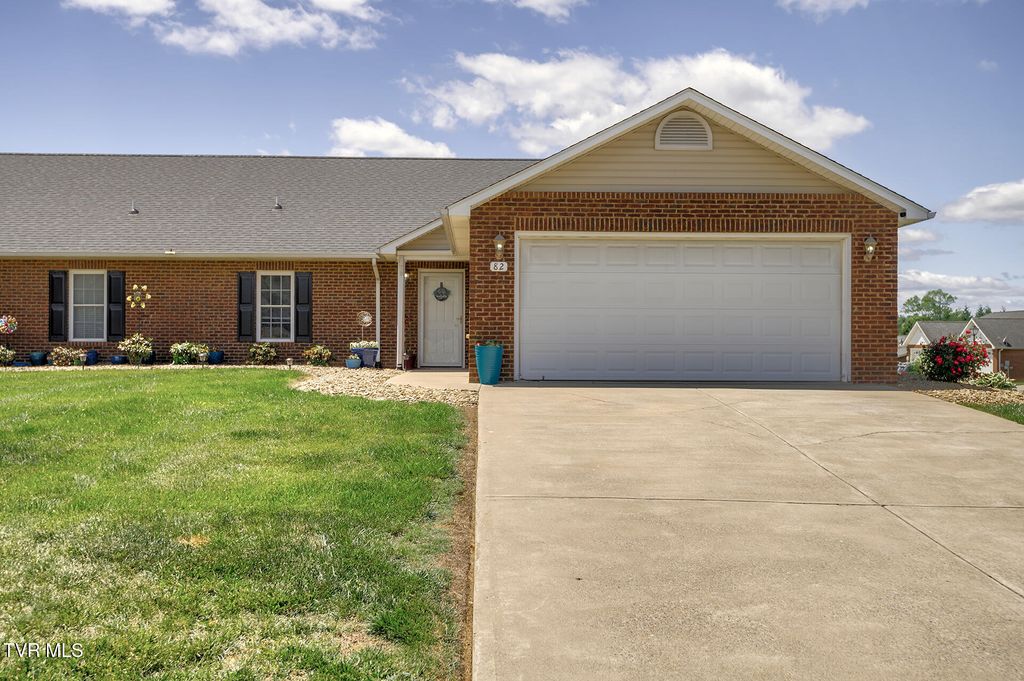 Photo of 82 Clear Mountain Trail #0, Greeneville, TN 37745 (MLS # 9995500)