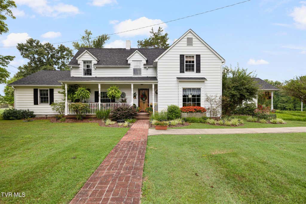 Photo of 594 New Bethel Road, Piney Flats, TN 37686 (MLS # 9998287)