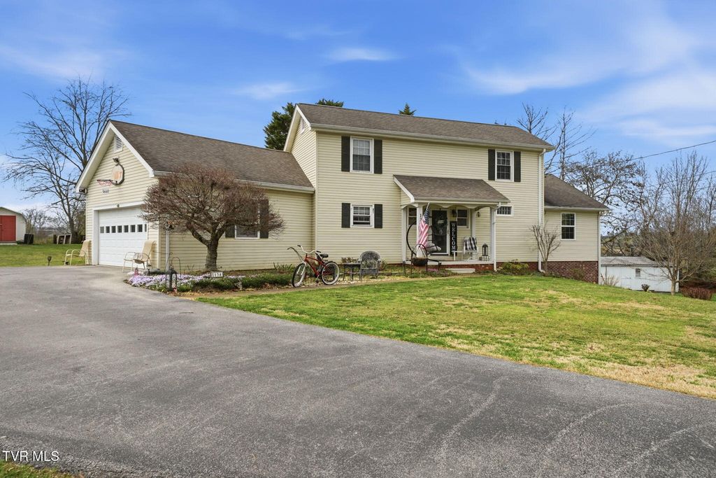 Photo of 134 Ovalwood Drive, Johnson City, TN 37615 (MLS # 9992710)