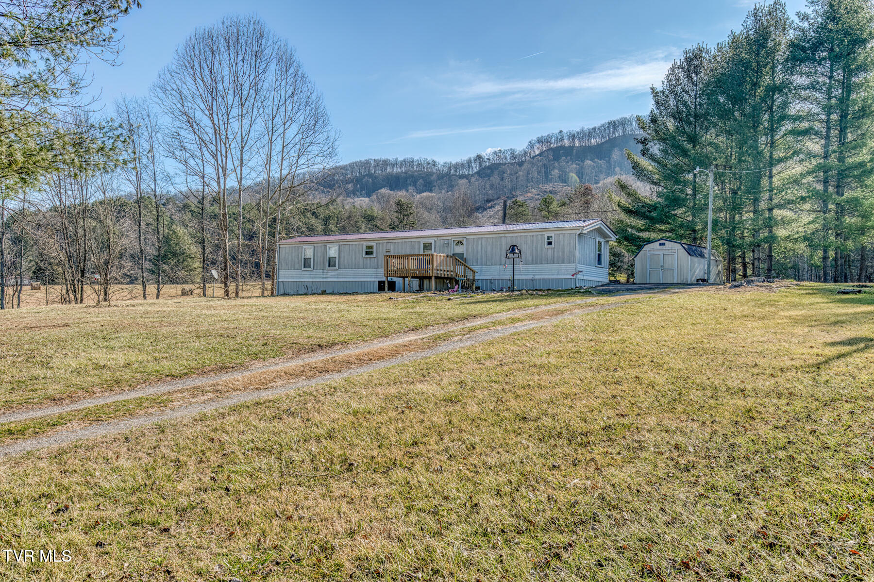 2315 Goshen Valley Road, Church Hill, Tennessee image 1