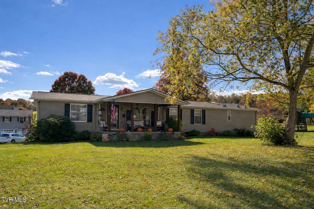 Photo of 266 Max Jett Road, Johnson City, TN 37601 (MLS # 9990307)