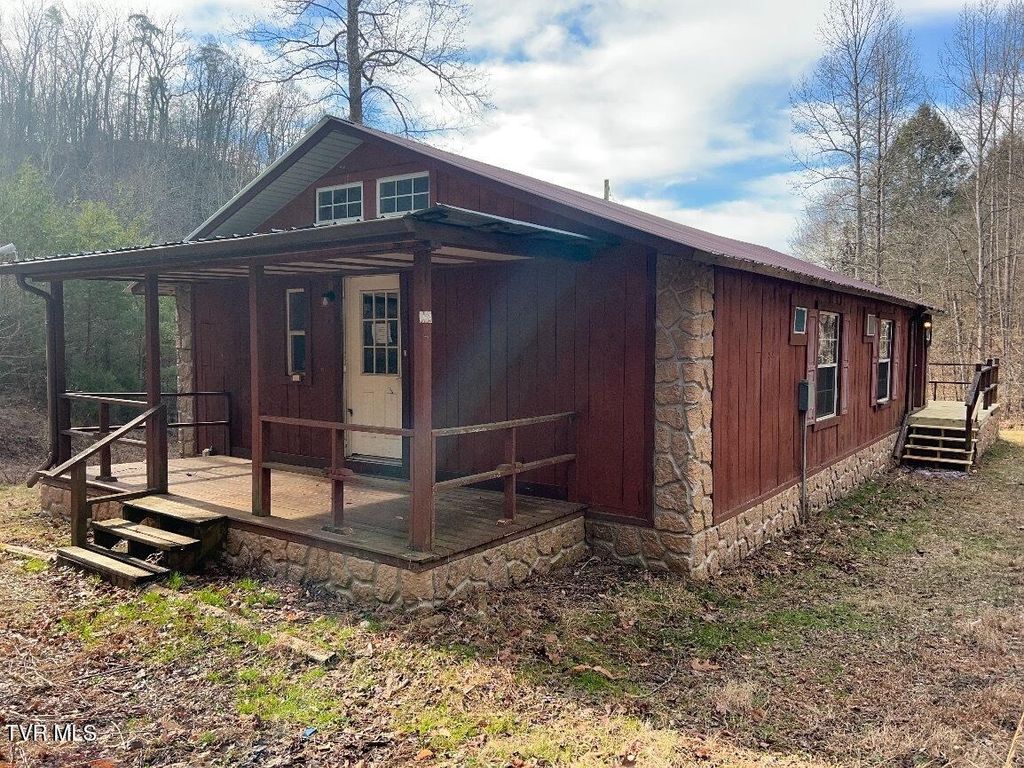 Photo of 641 Jacobs Hollow Road, Sneedville, TN 37869 (MLS # 9990398)