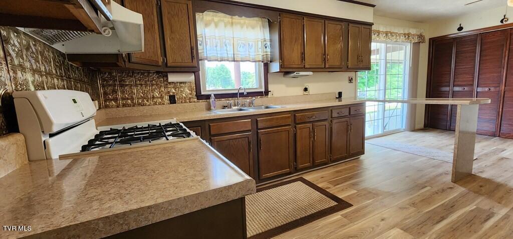 18 Rogers Circle, Castlewood, Virginia image 8