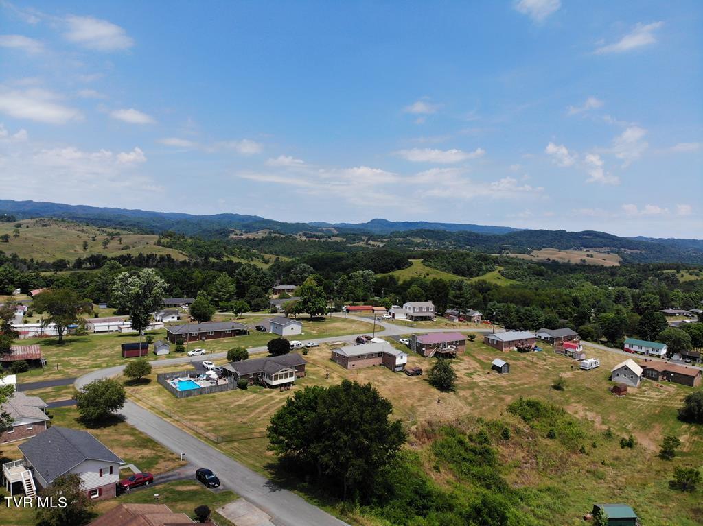 18 Rogers Circle, Castlewood, Virginia image 32