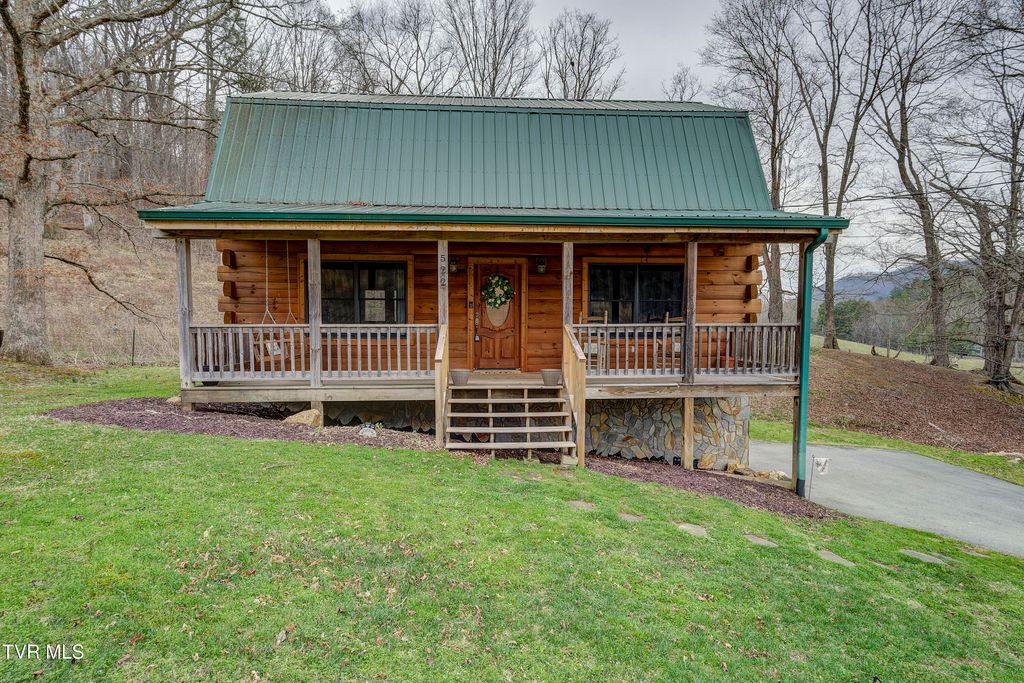 Photo of 522 Deer Haven Road, Unicoi, TN 37692 (MLS # 9992339)