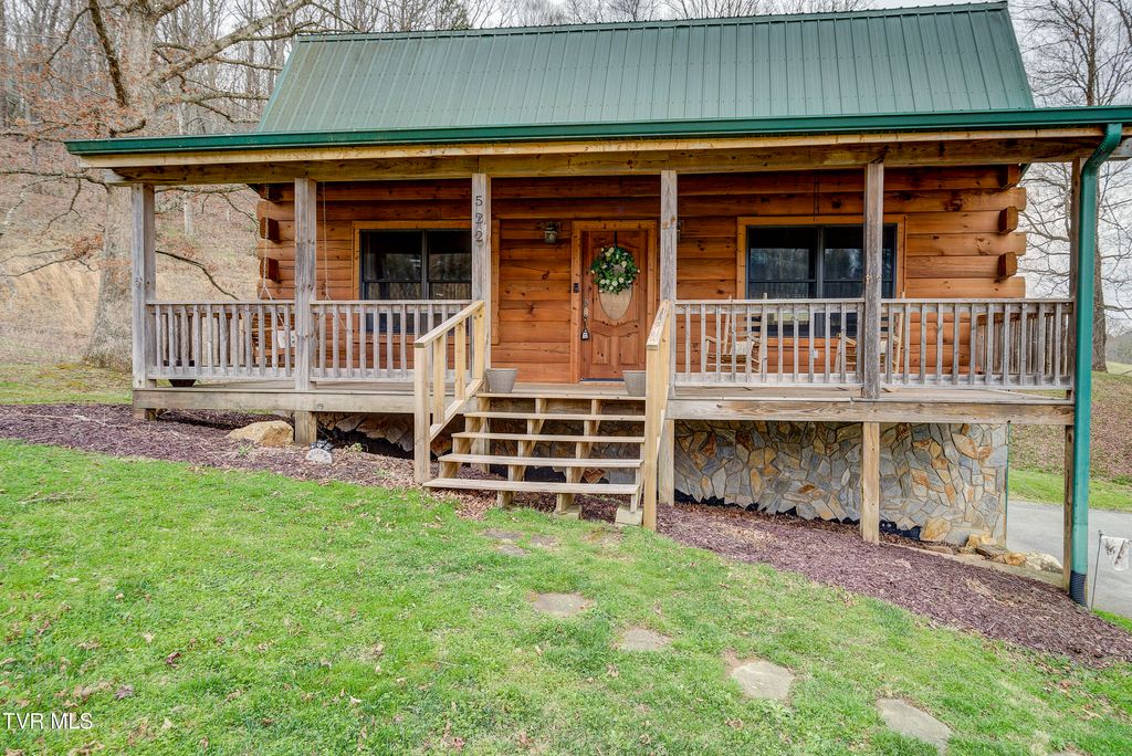 Photo of 522 Deer Haven Road, Unicoi, TN 37692 (MLS # 9992339)