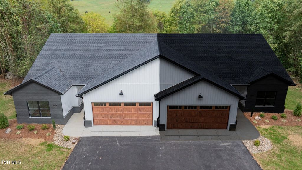 Photo of 1521 Carroll Creek Road, Johnson City, TN 37615 (MLS # 9988202)