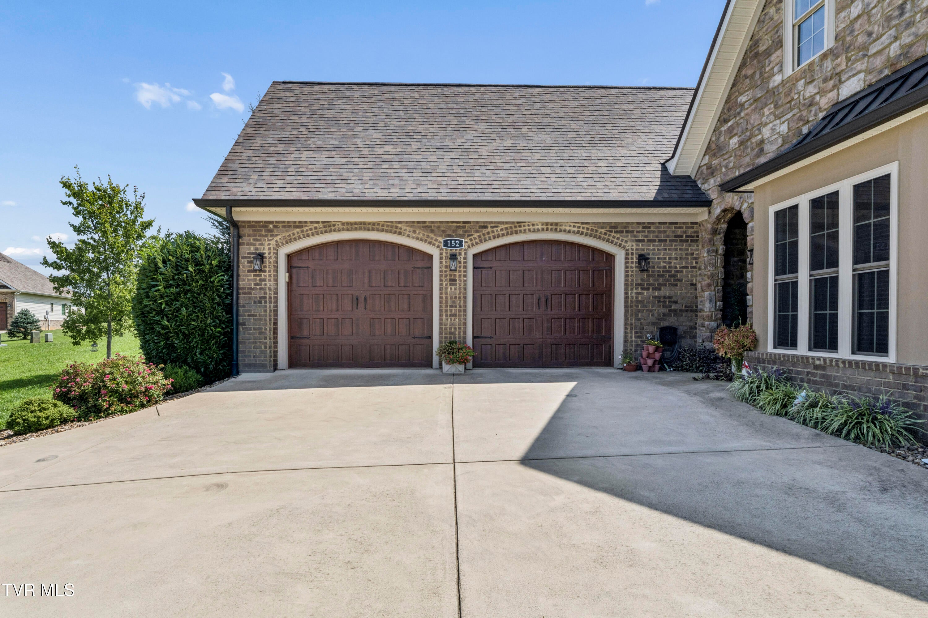 152 Rhetts Way