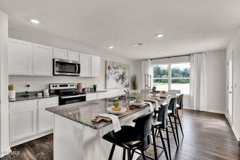 Tiny photo for 1131 Aspen Terrace, Greeneville, TN 37745 (MLS # 9980823)