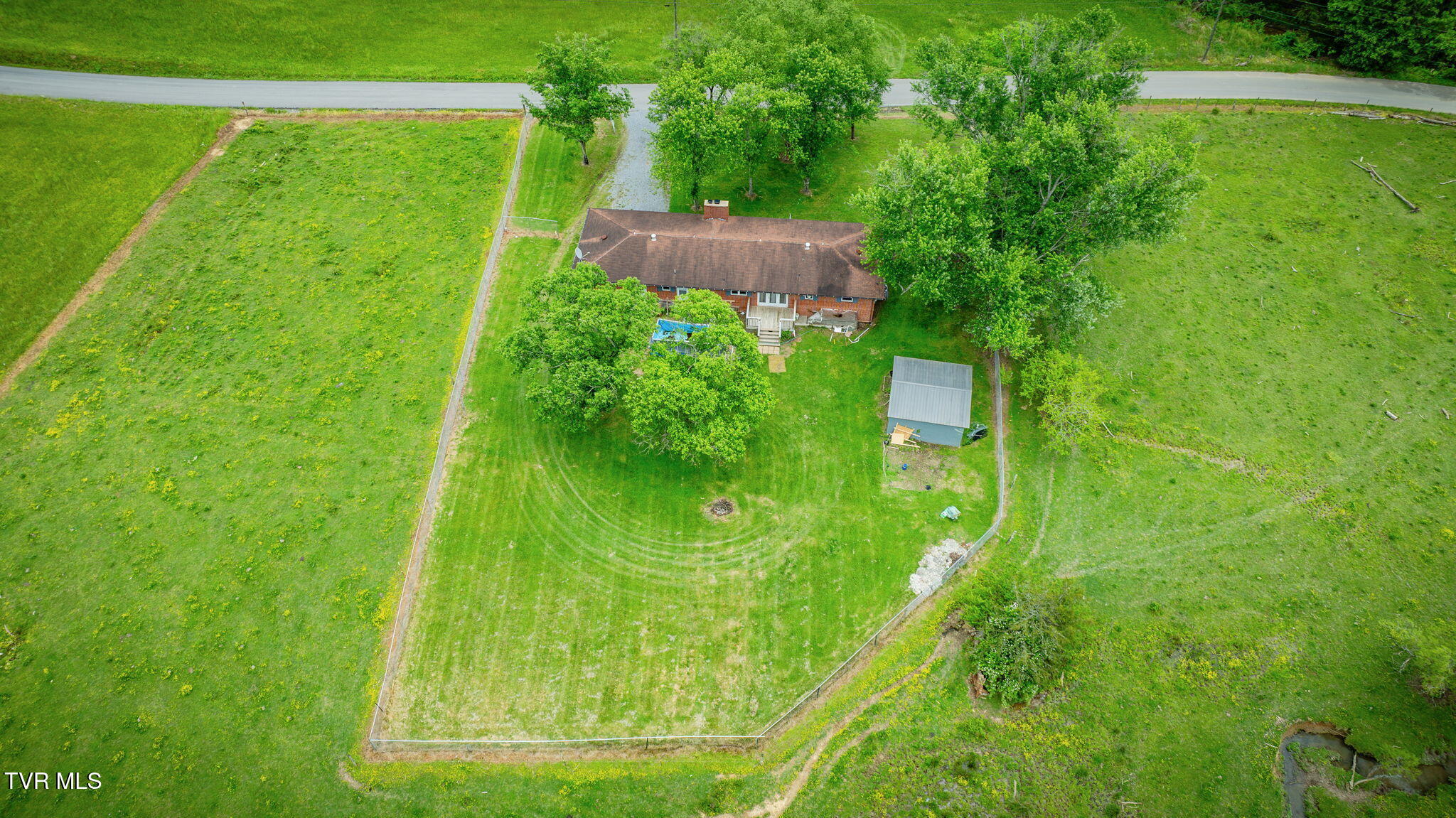 2610 Grassy Creek Road, Greeneville, Tennessee image 40