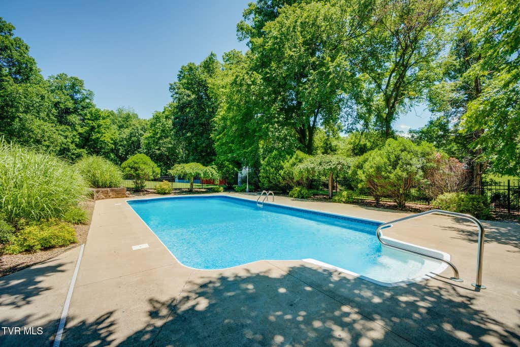 Photo of 900 Jordan Road, Elizabethton, TN 37643 (MLS # 9997076)