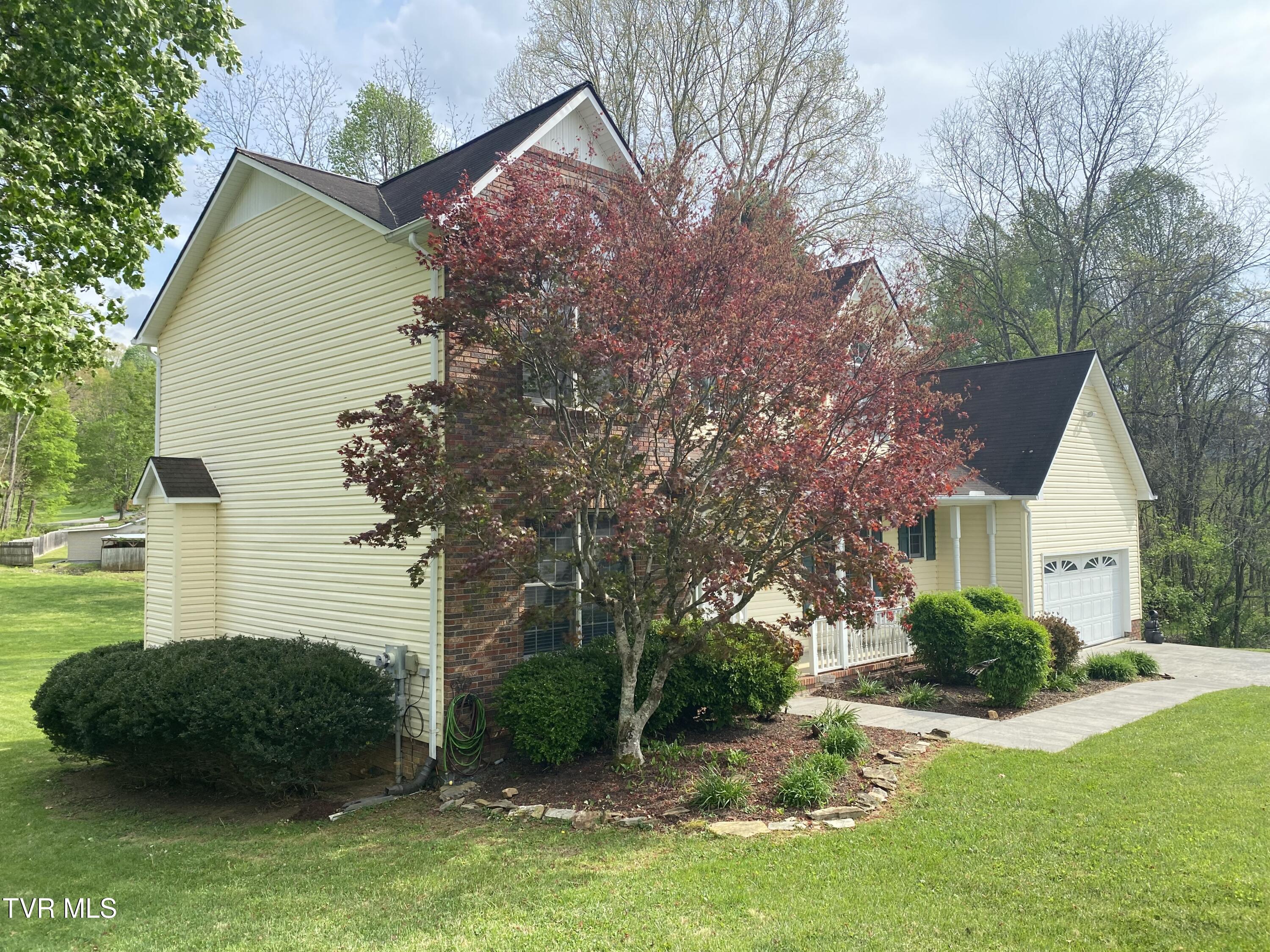414 Greenbrook Circle, Unicoi, Tennessee image 6
