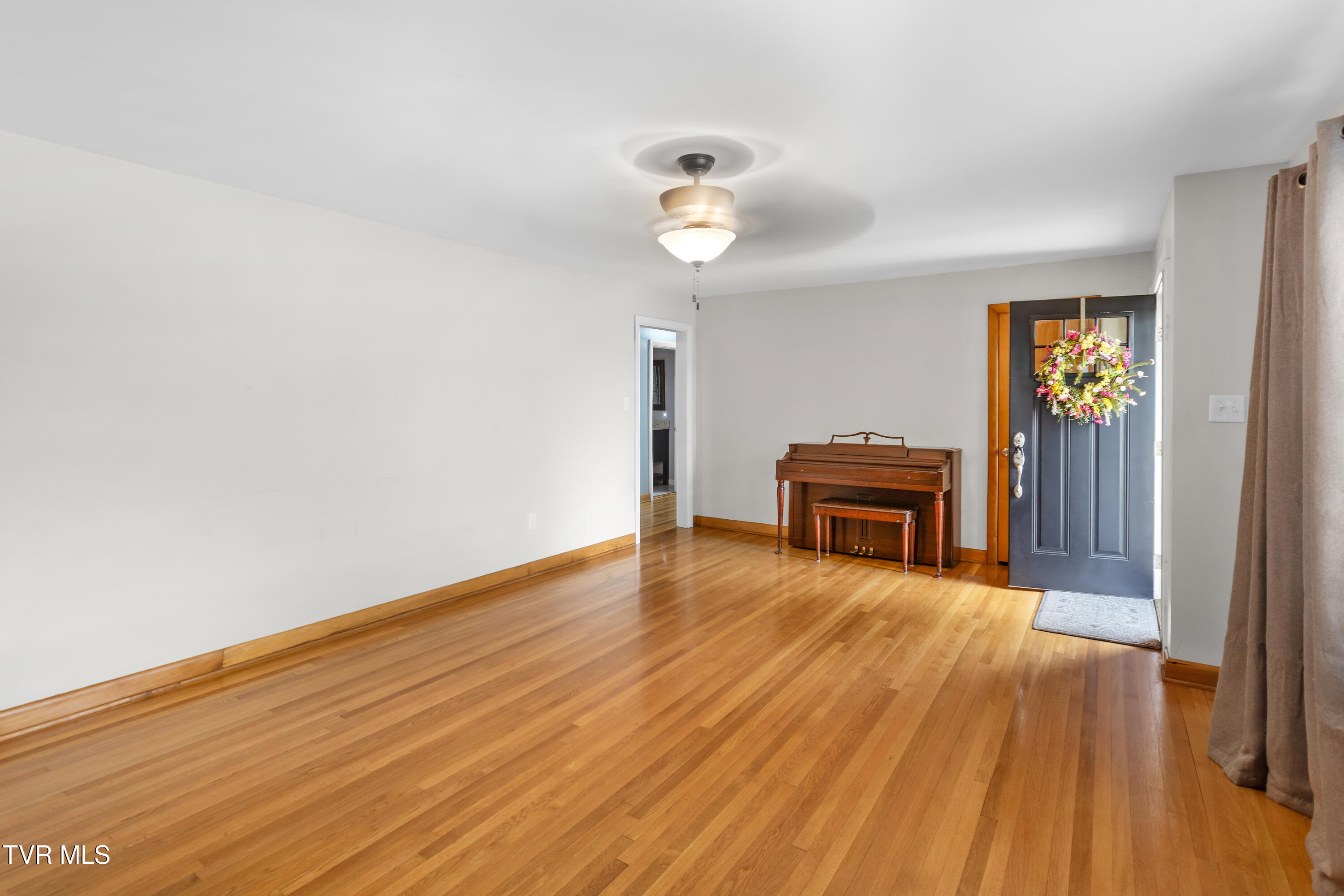 285 Cherokee Road, Bristol, Virginia image 19