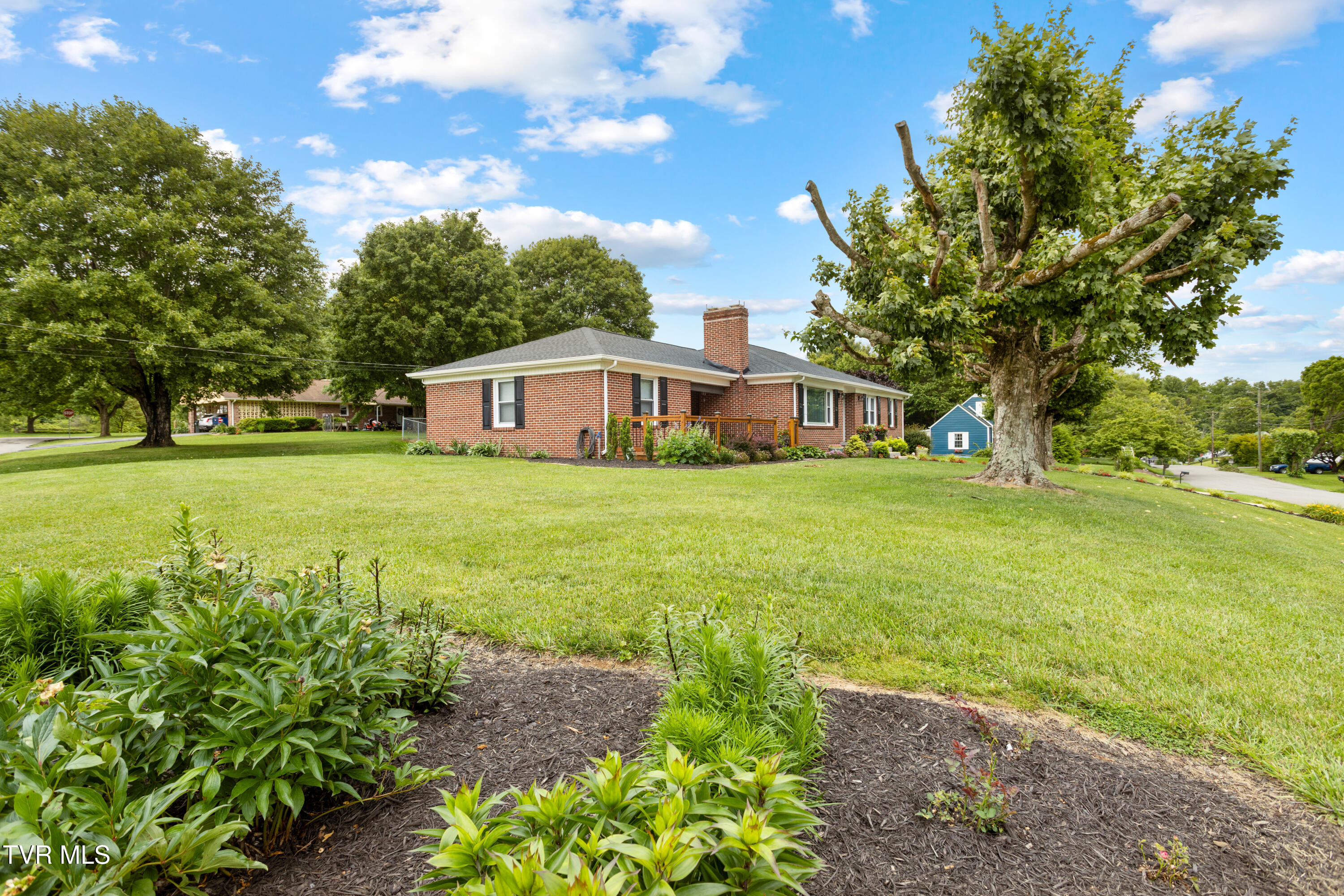 285 Cherokee Road, Bristol, Virginia image 9