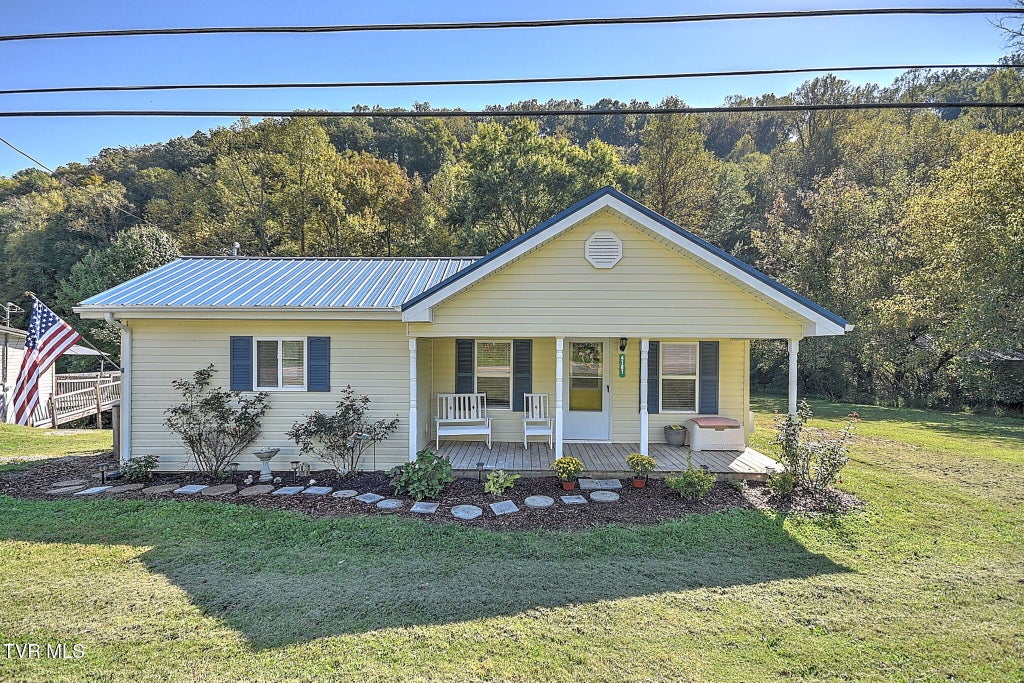 Photo of 4787 Yuma Road, Gate City, VA 24251 (MLS # 10002104)