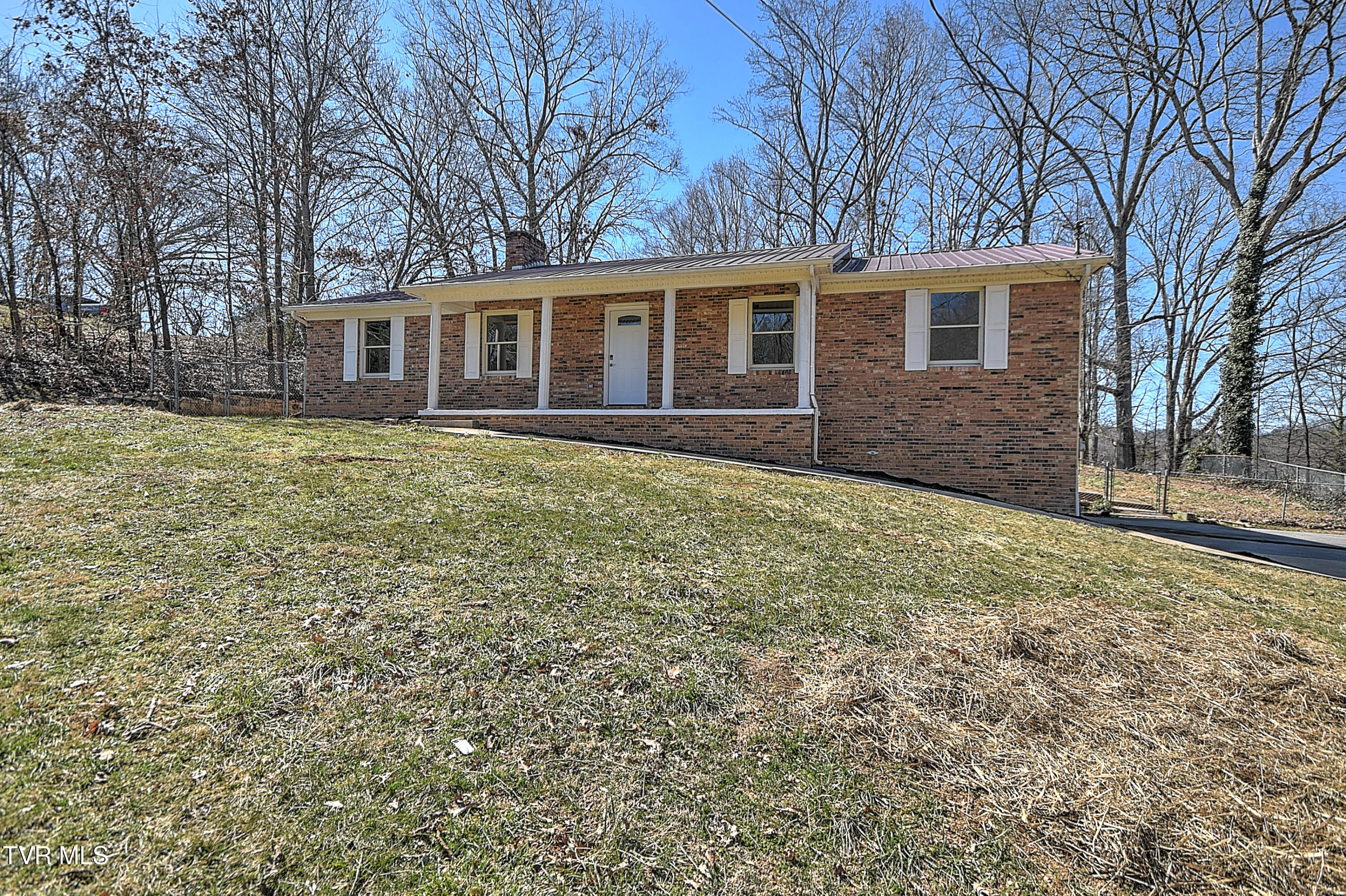 731 Rose Lane, Mount Carmel, Tennessee image 3