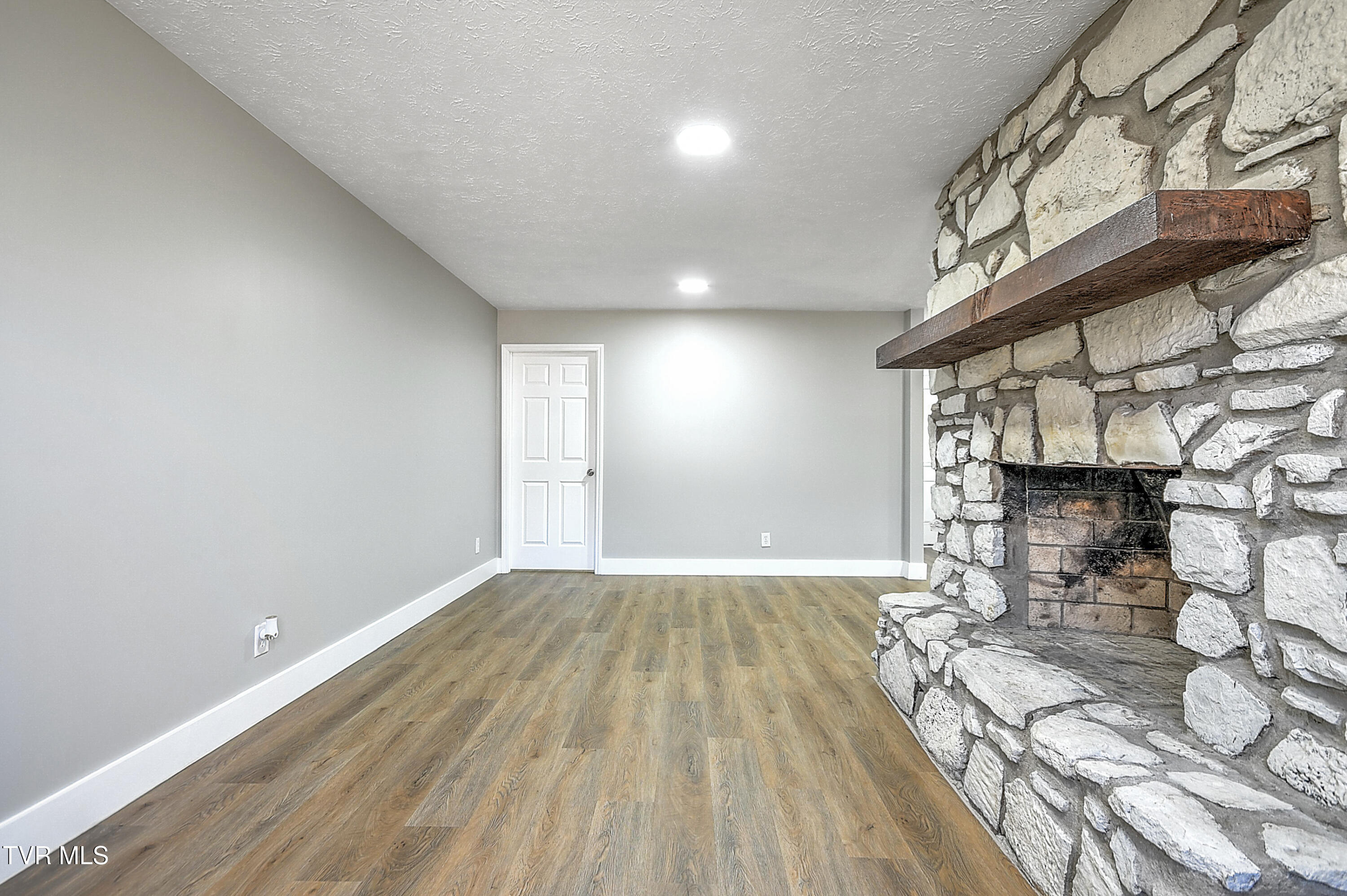 731 Rose Lane, Mount Carmel, Tennessee image 14