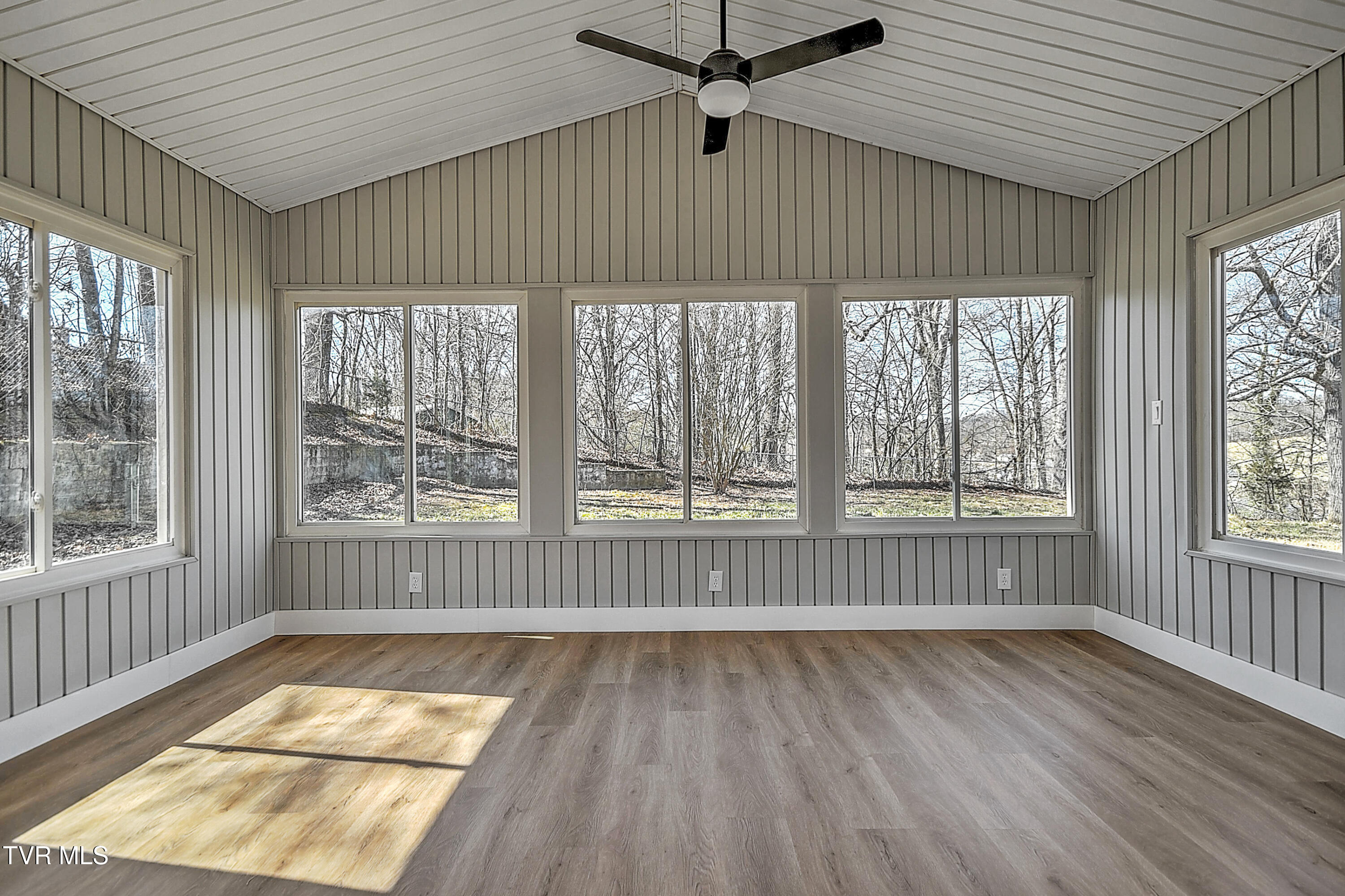 731 Rose Lane, Mount Carmel, Tennessee image 20