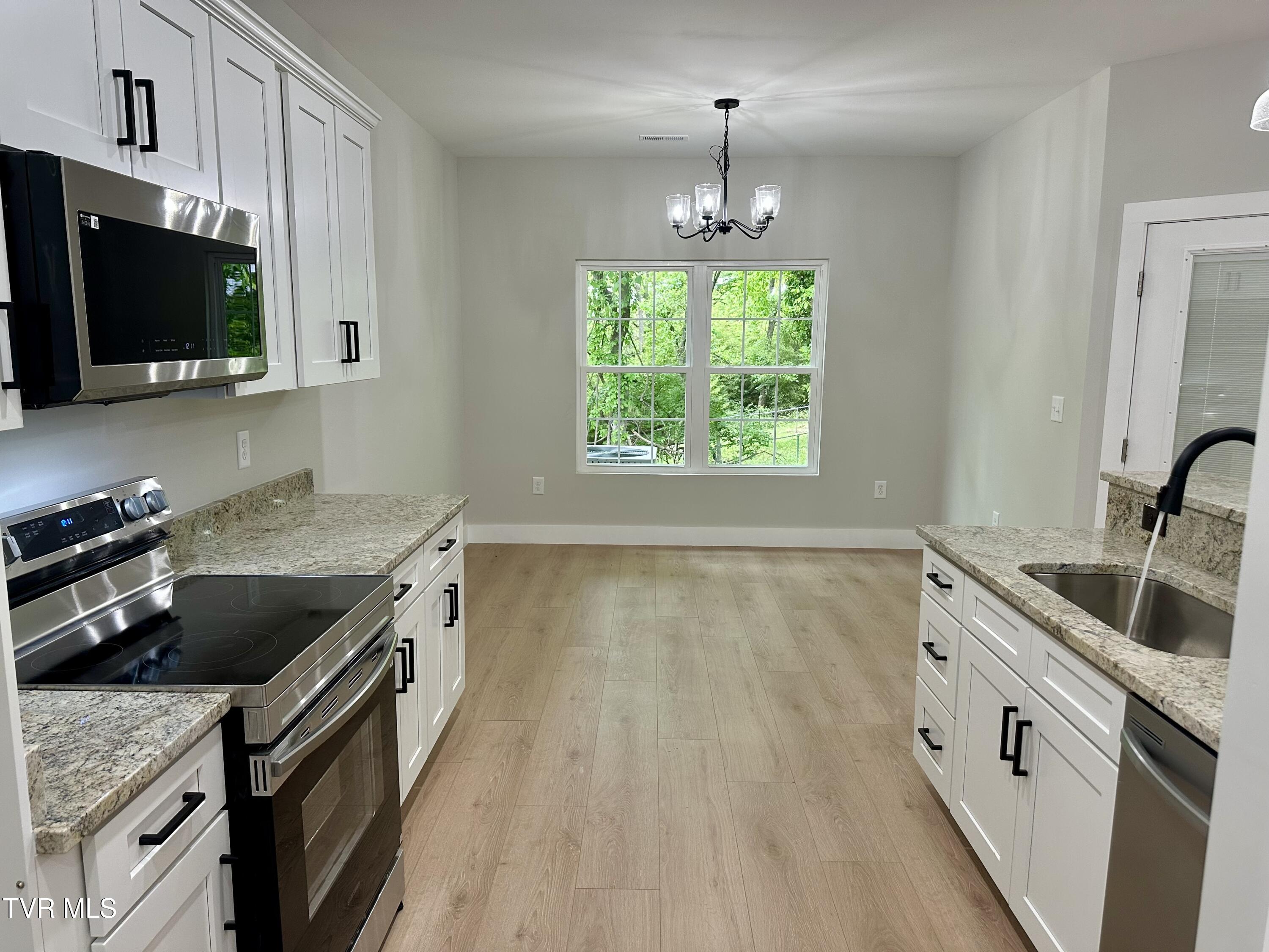 3814 Oakley Place, Kingsport, Tennessee image 12