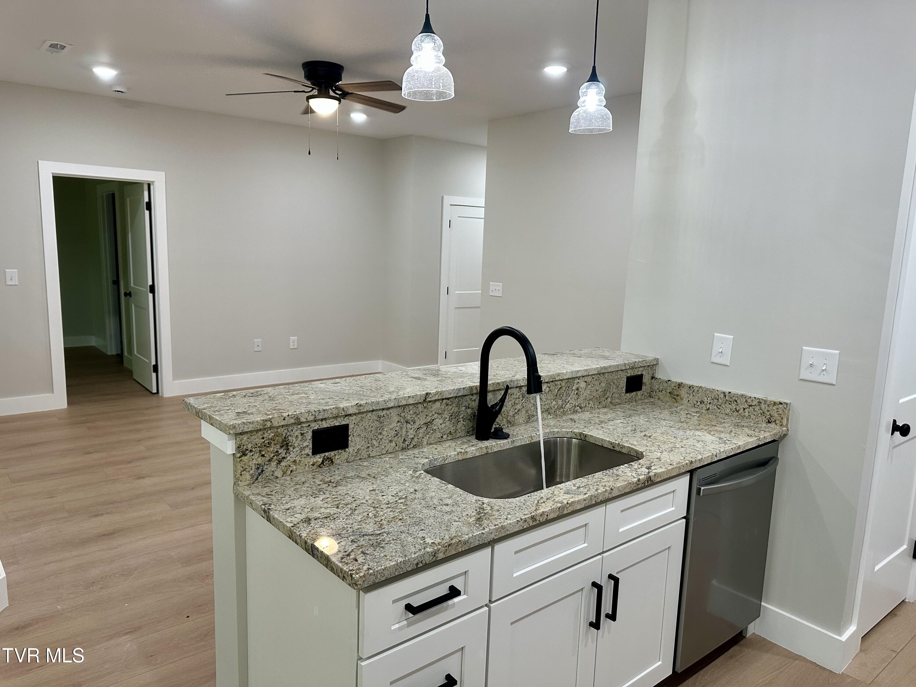 3814 Oakley Place, Kingsport, Tennessee image 11